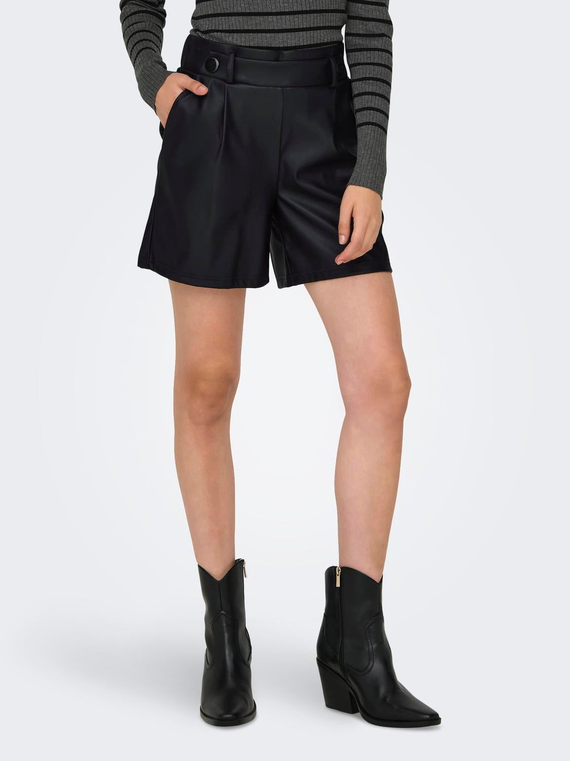 JDYSOYA Normal geschnitten Shorts Black