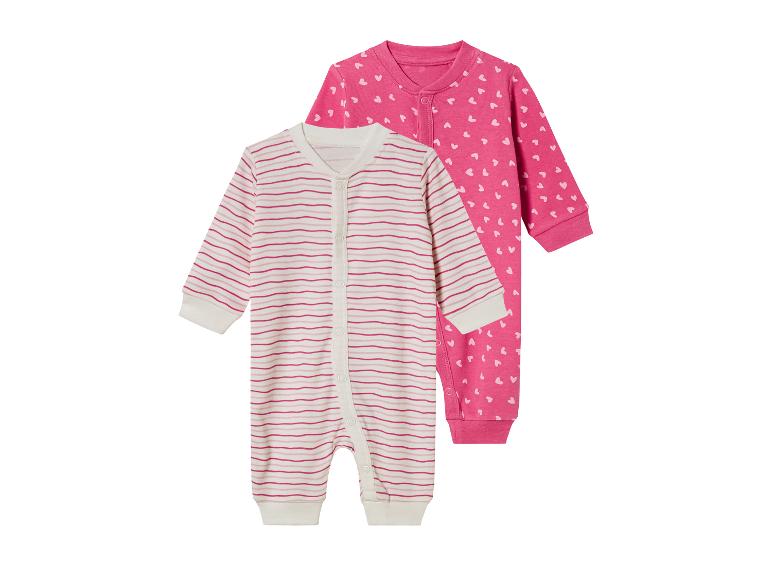 2 baby pyjama's