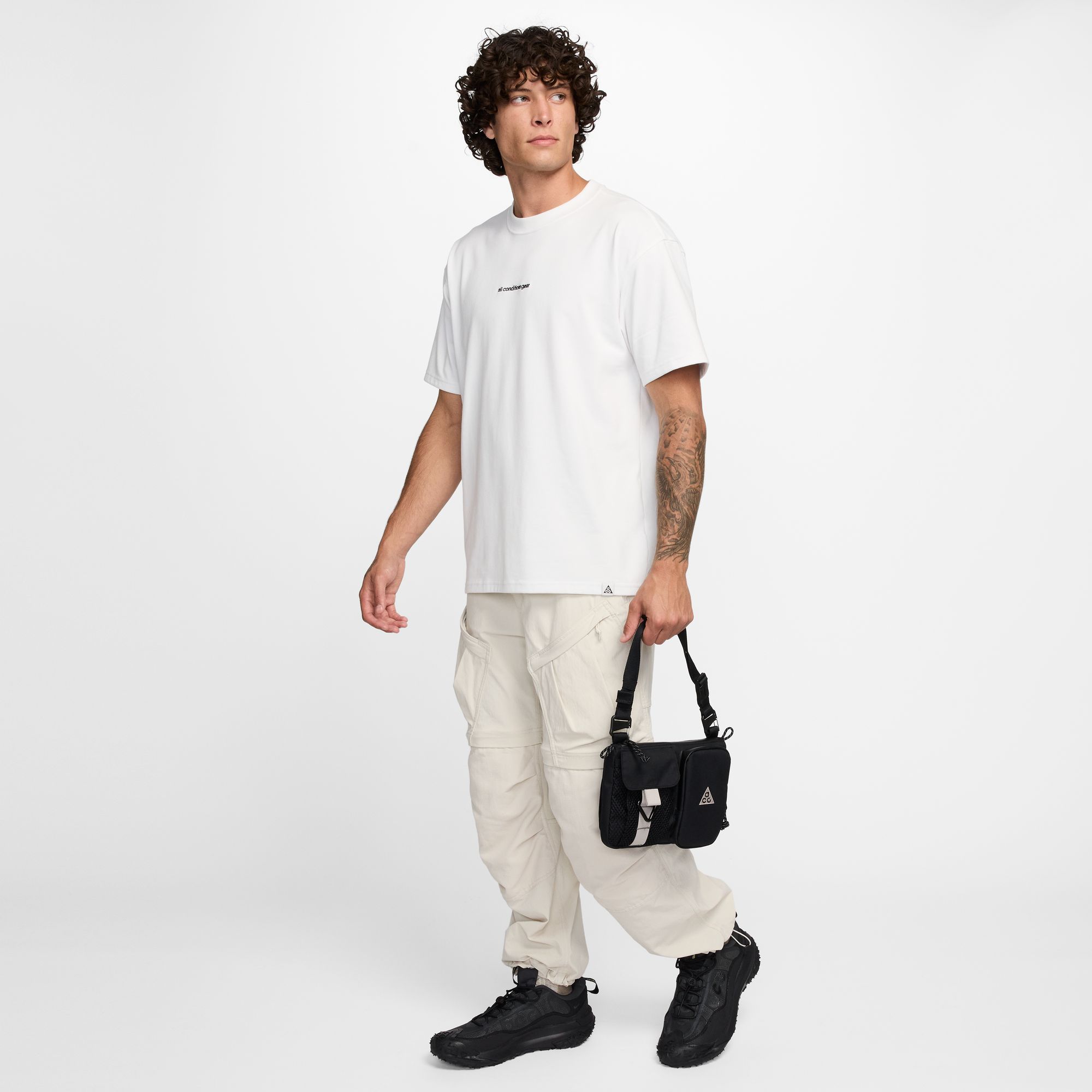 ACG «DAYMAX» Crossbody Bag 3L 010/Black/College Grey/College Grey