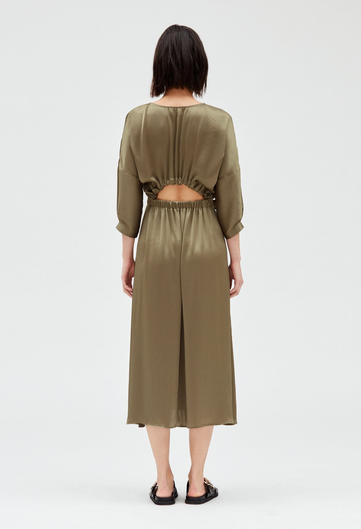 Robe midi satinee kaki