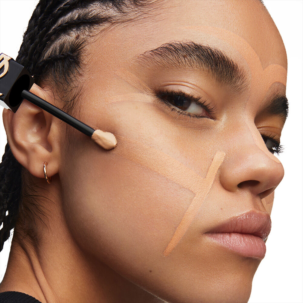 ALL HOURS CONCEALER  ANTI-CERNES MAT - MN7