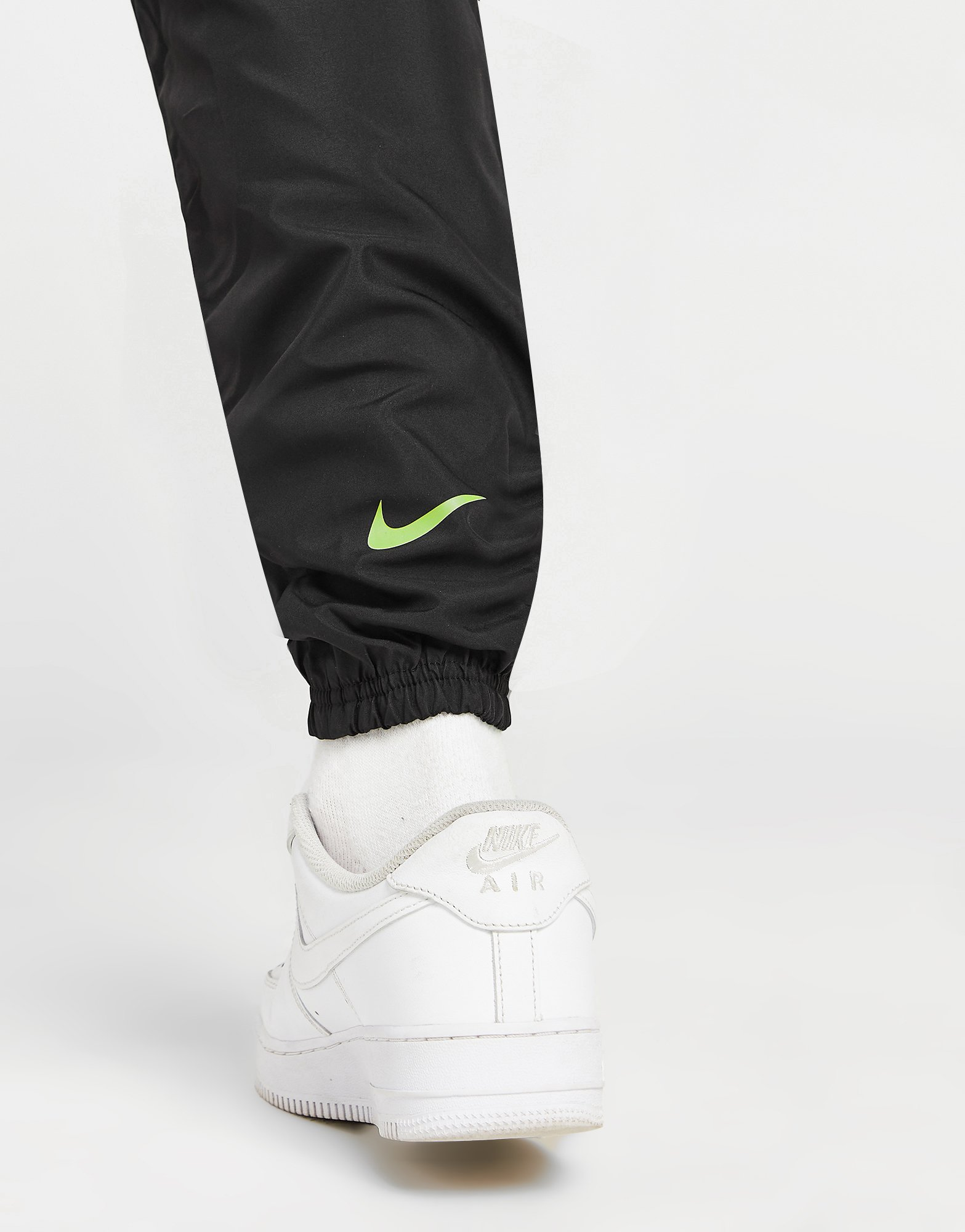 Nike Pantalon de jogging Cargo Swoosh Homme