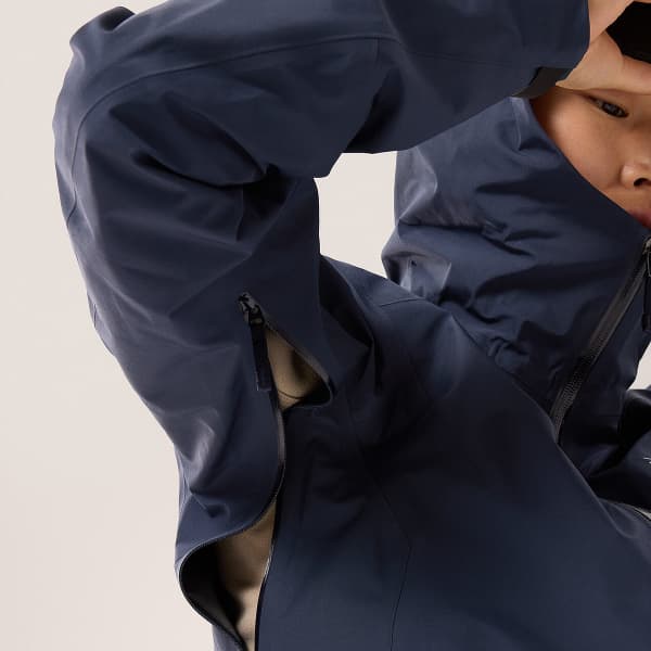 Veste randonnée ARC'TERYX BETA LT JACKET W BLACK SAPPHIRE BLACK SAPPHIRE