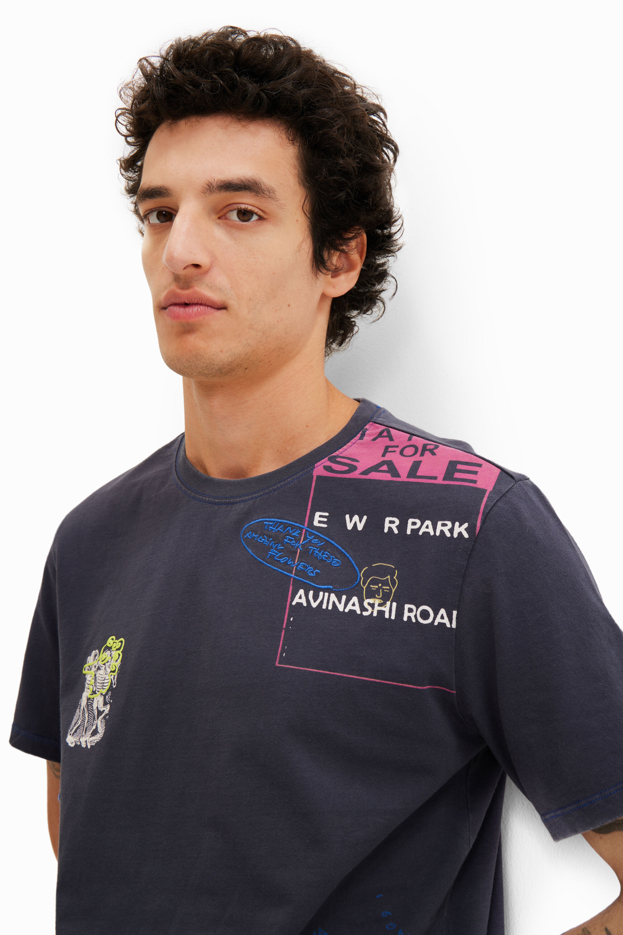 T-shirt arty broderies
