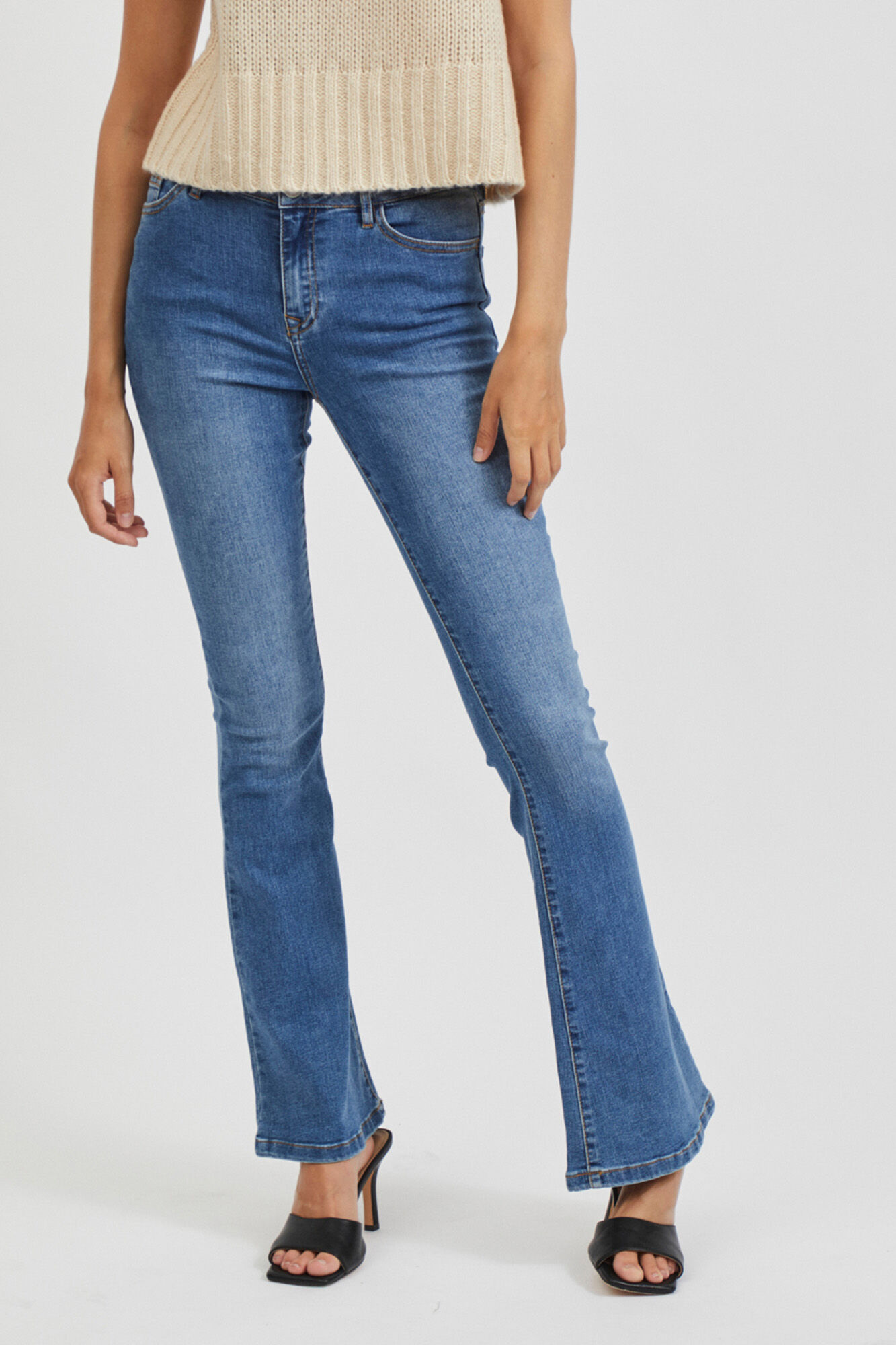 Calça jeans feminina - Azul