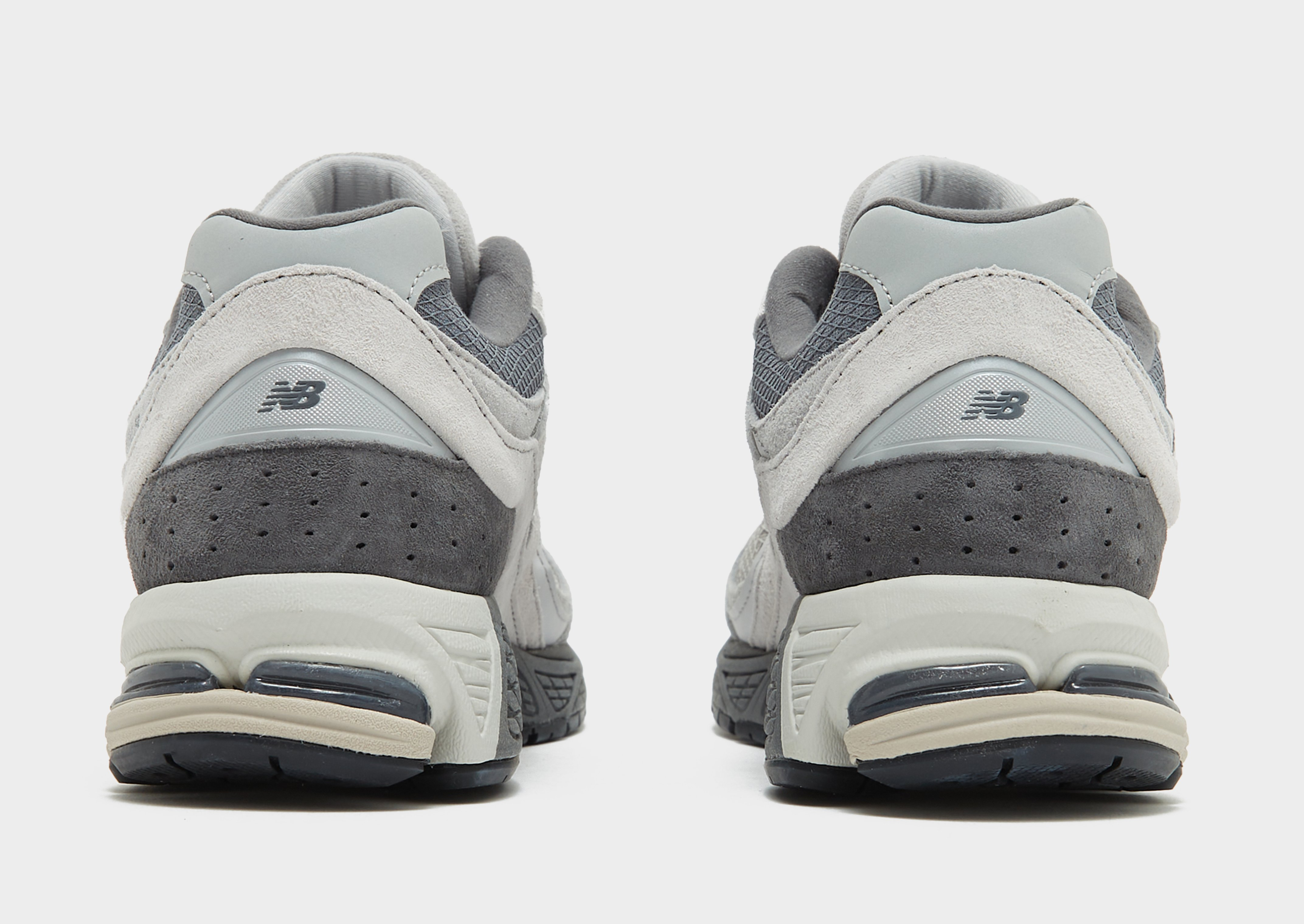 New Balance 2002R Homme