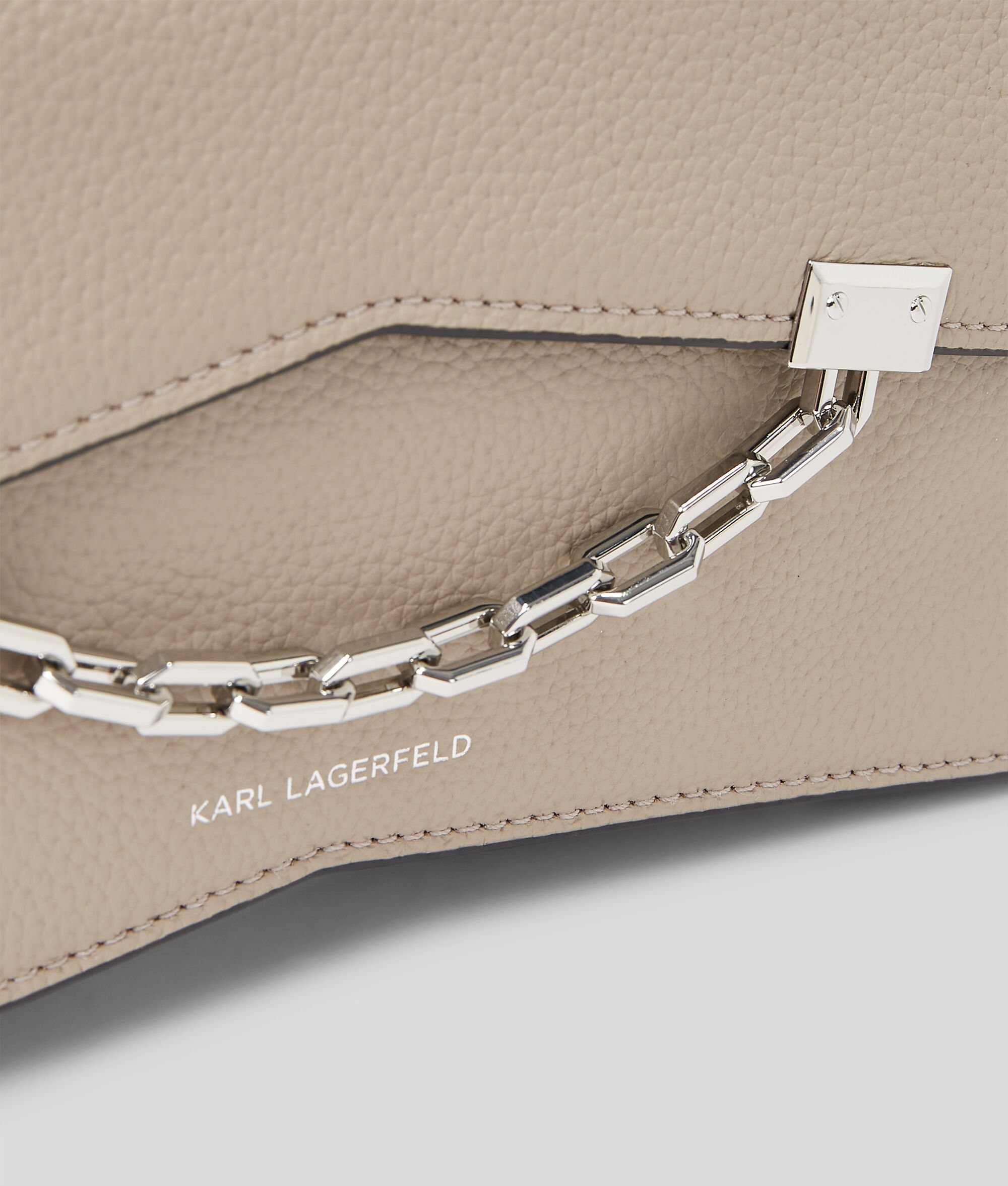 PETIT SAC BANDOULIÈRE EN CUIR GRAINÉ K/SEVEN