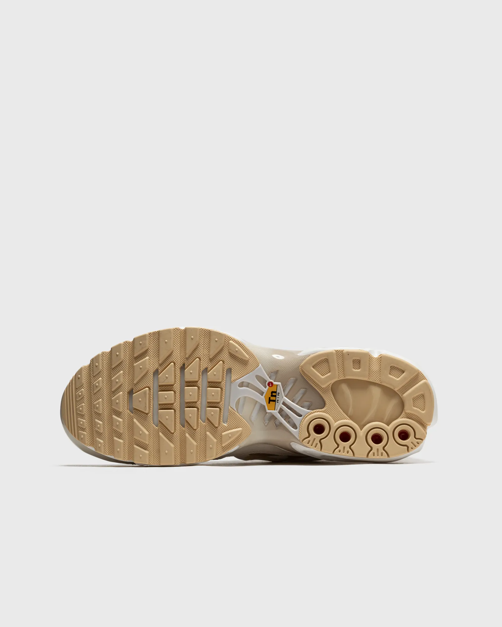 Nike WMNS AIR MAX PLUS PRM 'Sanddrift'