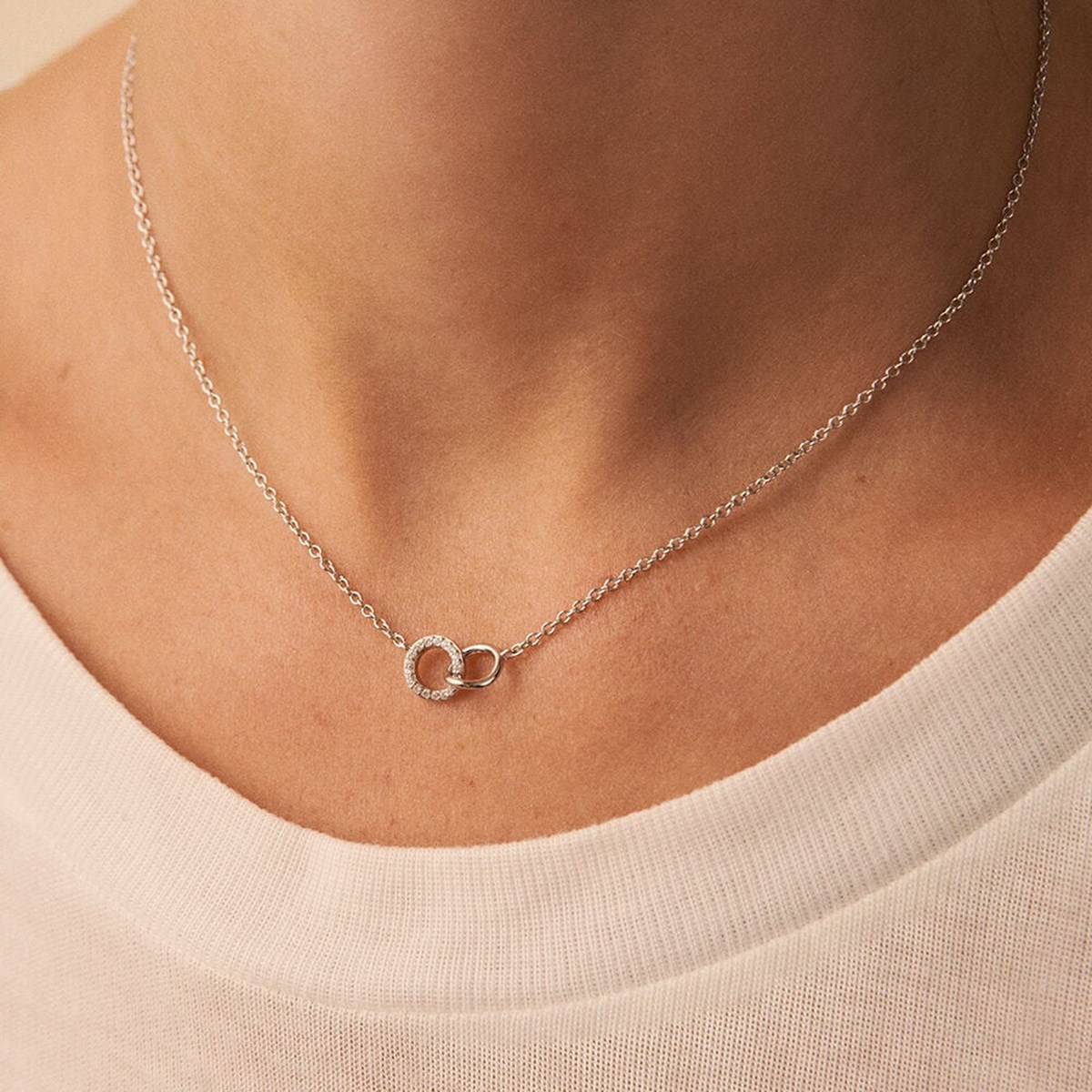 Collier Agatha argent anneaux entrelacés Rondou