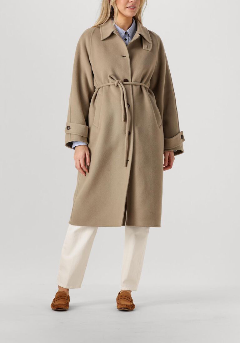 beige closed mantel belted coat