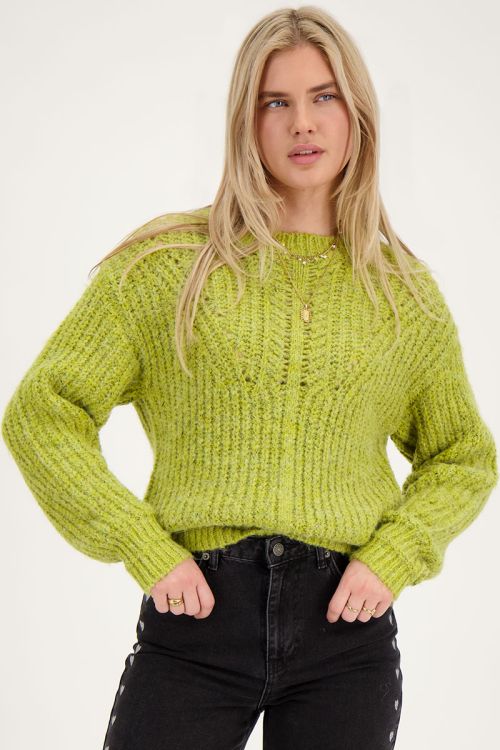 Groene trui gebreid