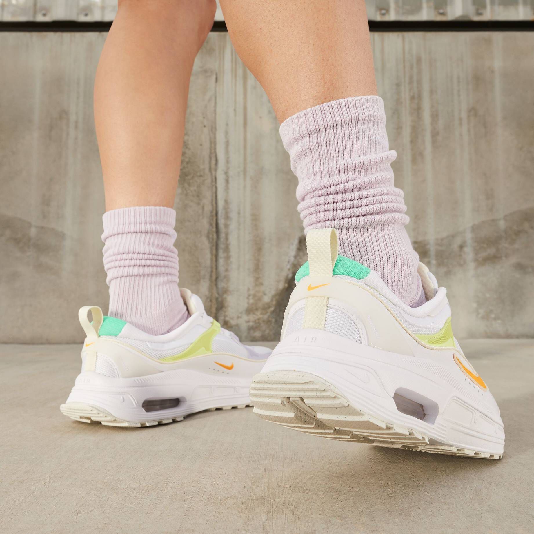 Nike| Damen Sneaker AIR MAX BLISS NEXT NATURE