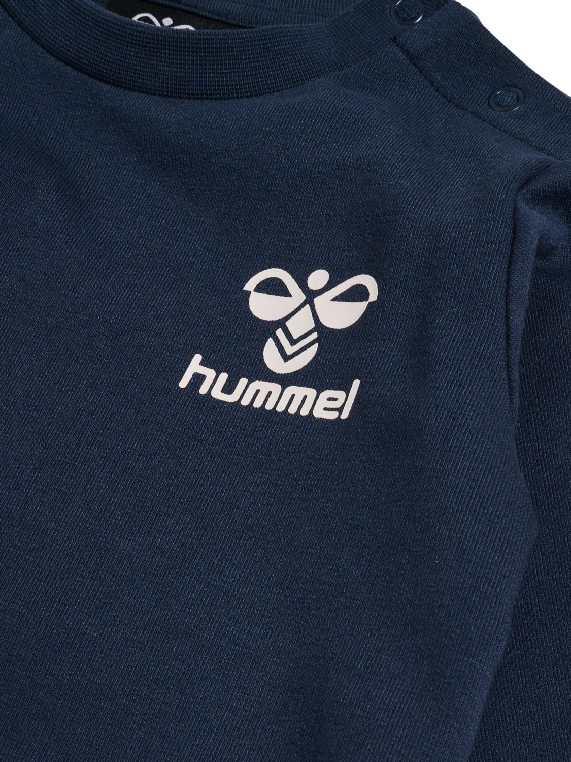 hmlTRIO CREWSUIT SET