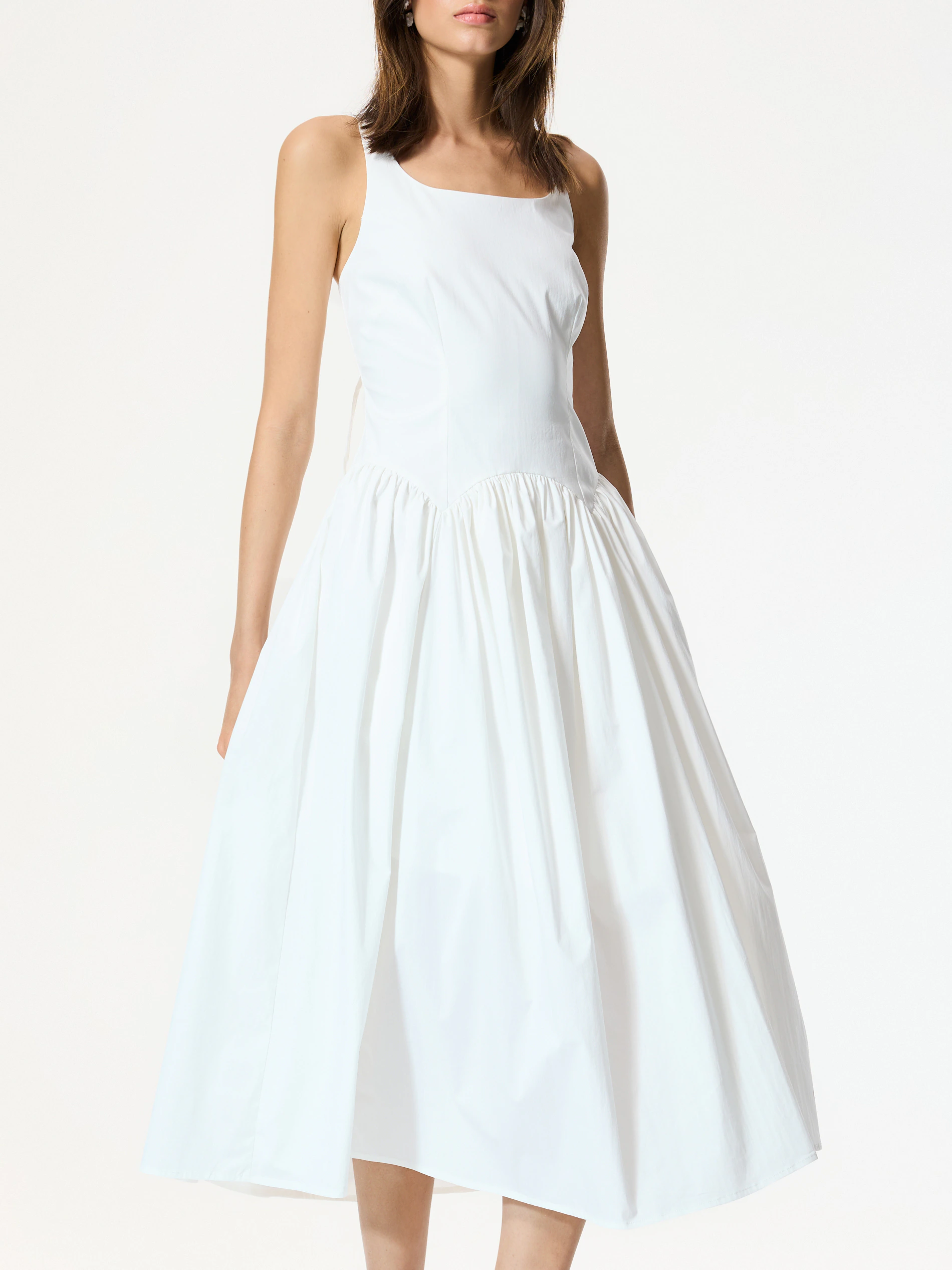 Kleid mit dekorativem Bindedetail