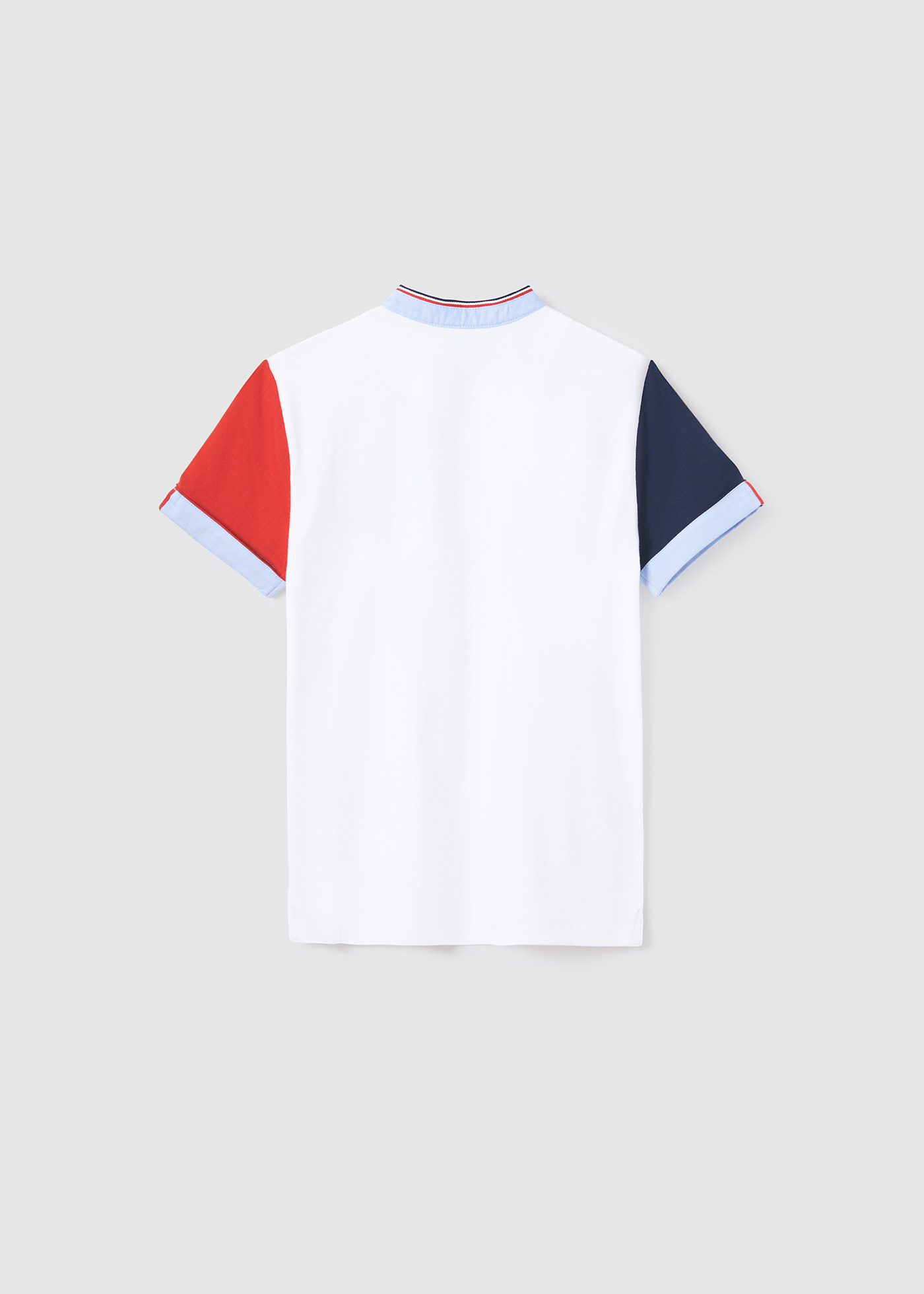 Camisa polo com mangas contrastantes para meninos