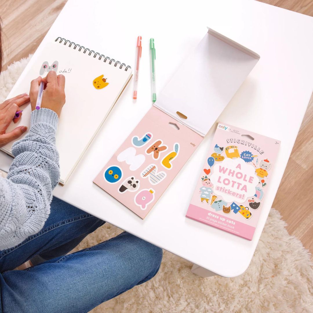 Ooly stickerboek stickiville x suzy - dress up cats
