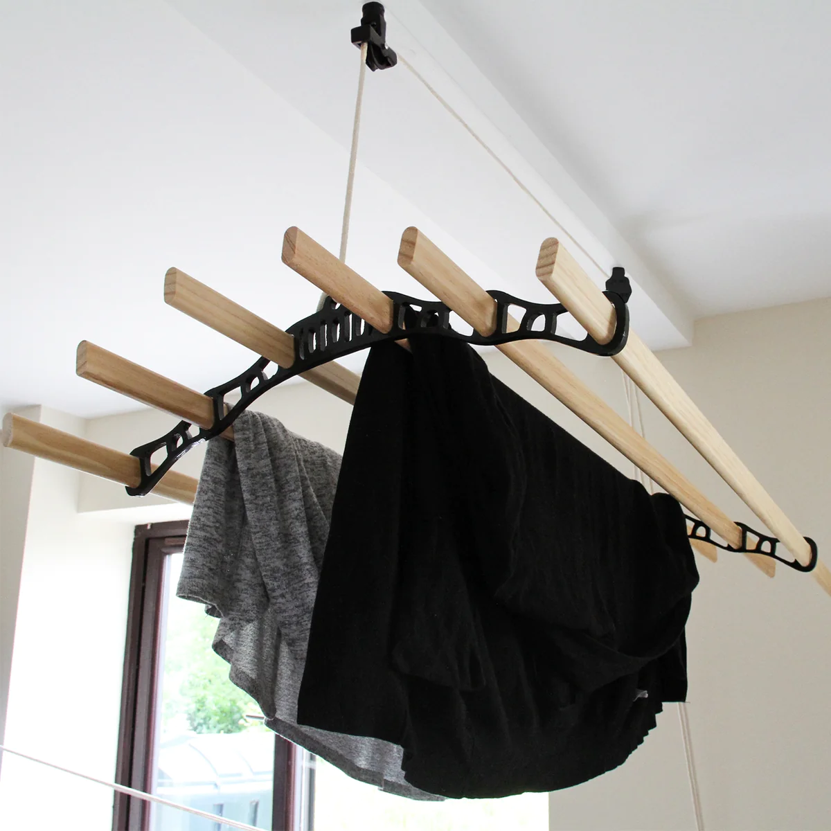 Etendoir à Linge Suspendu de 1,2 Mètre - Poulie Noir Kukoo