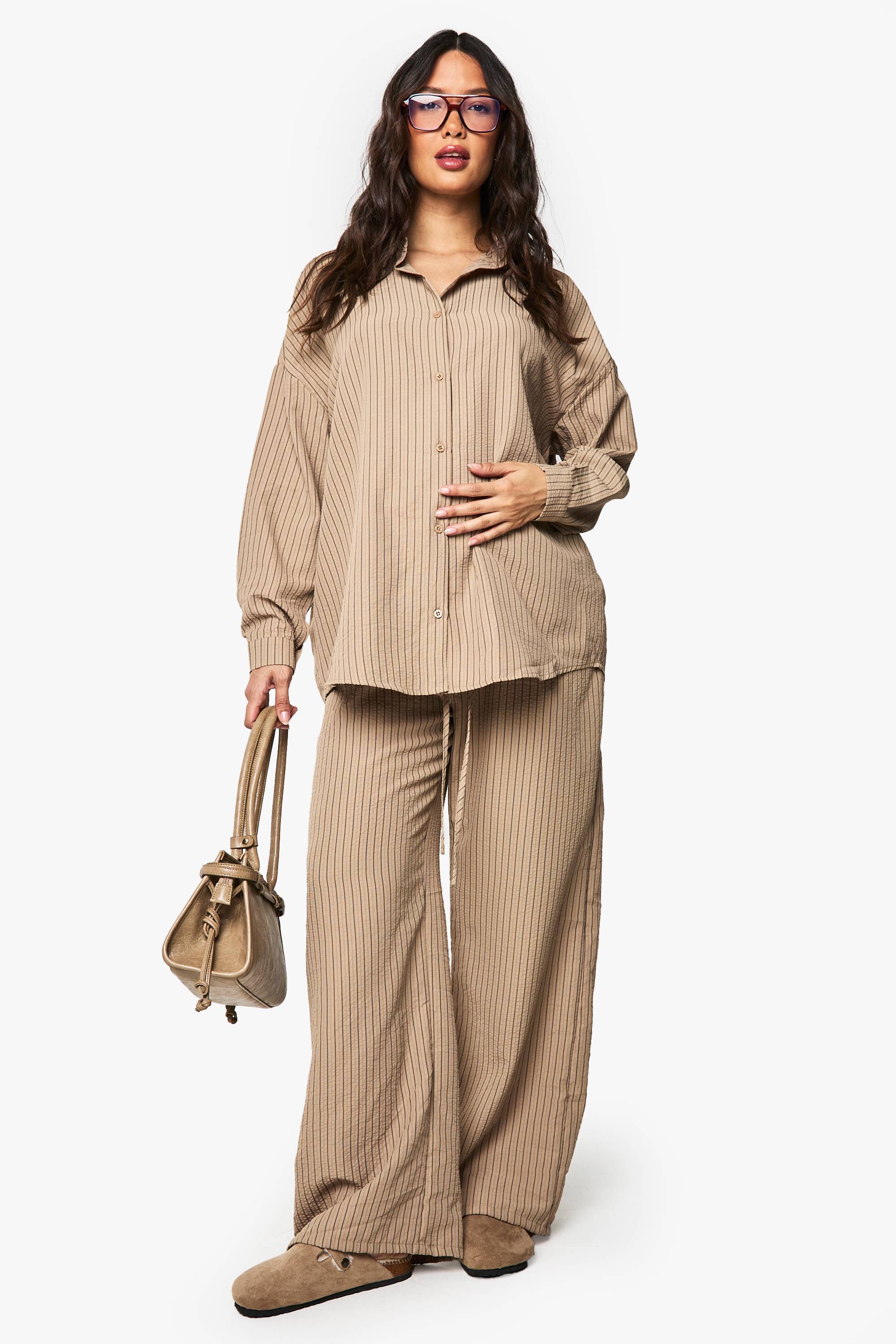 boohoo CHEMISE DE MATERNITÉ À RAYURES ET EFFET FROISSÉ