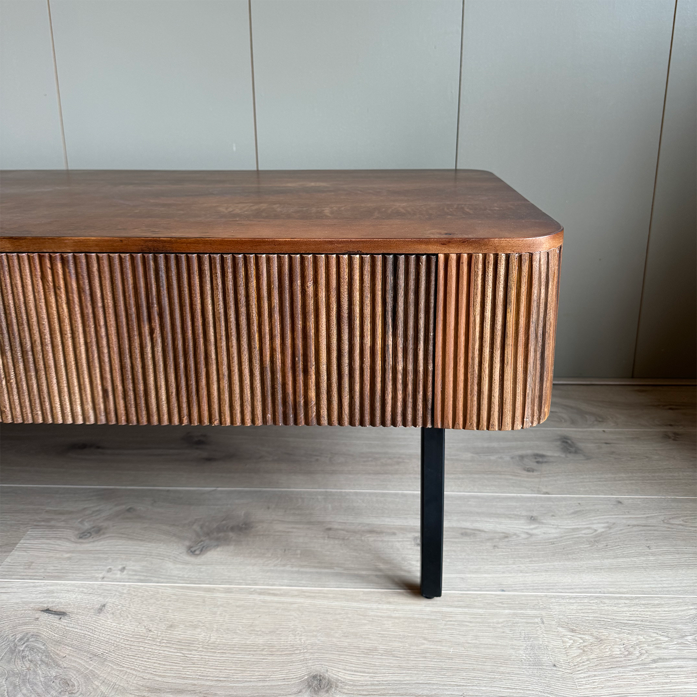 Old Inn wonen salontafel rechthoek walnoot