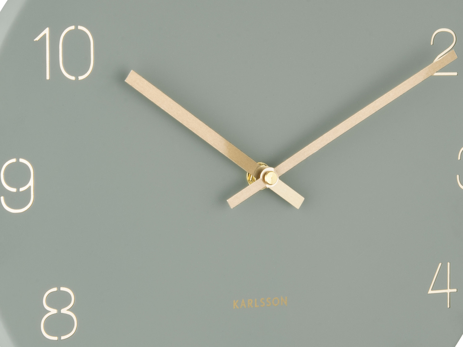 Wall clock Charm engraved numbers small jungle grn