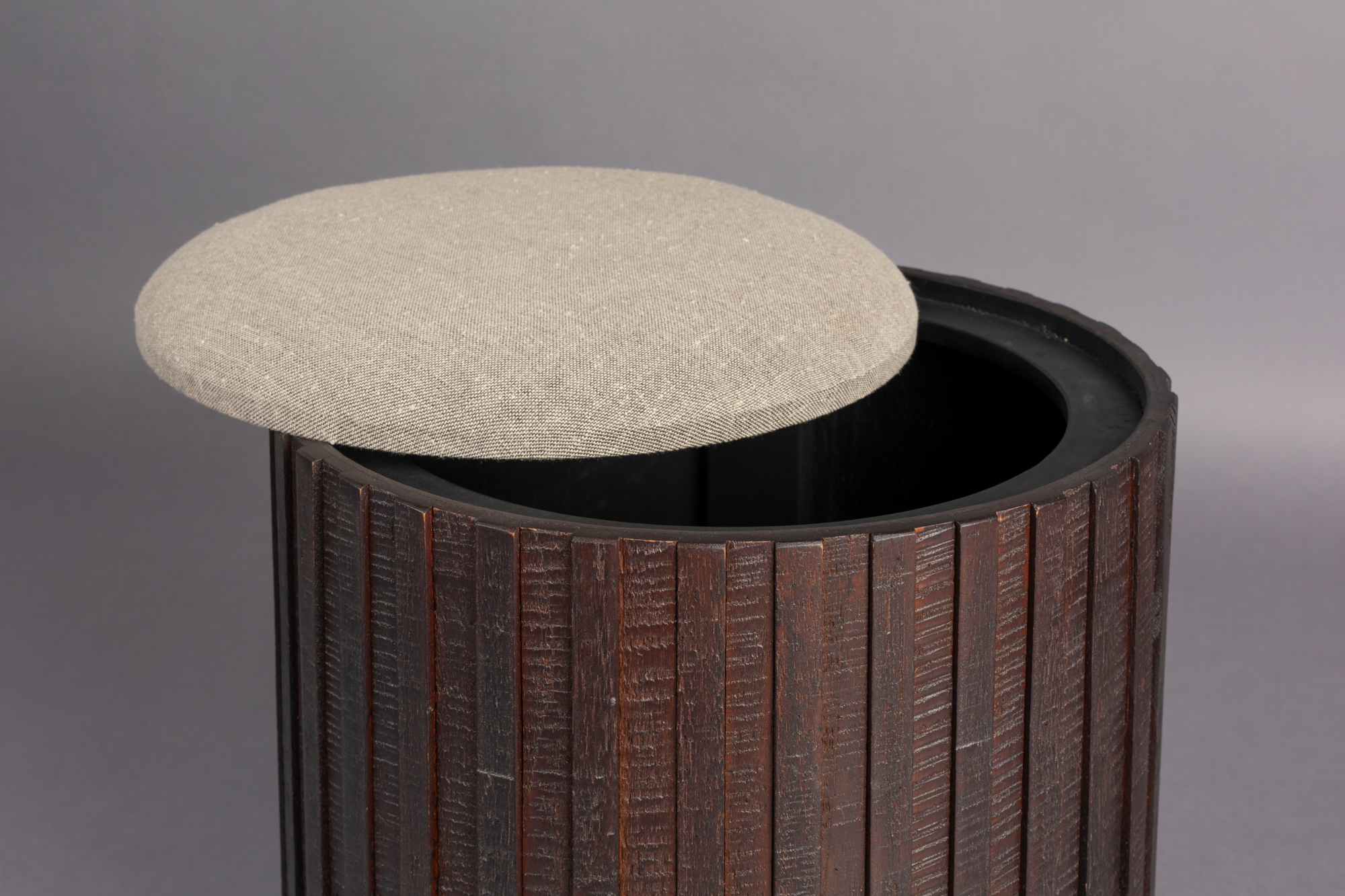Hocker Storage Bay hoog