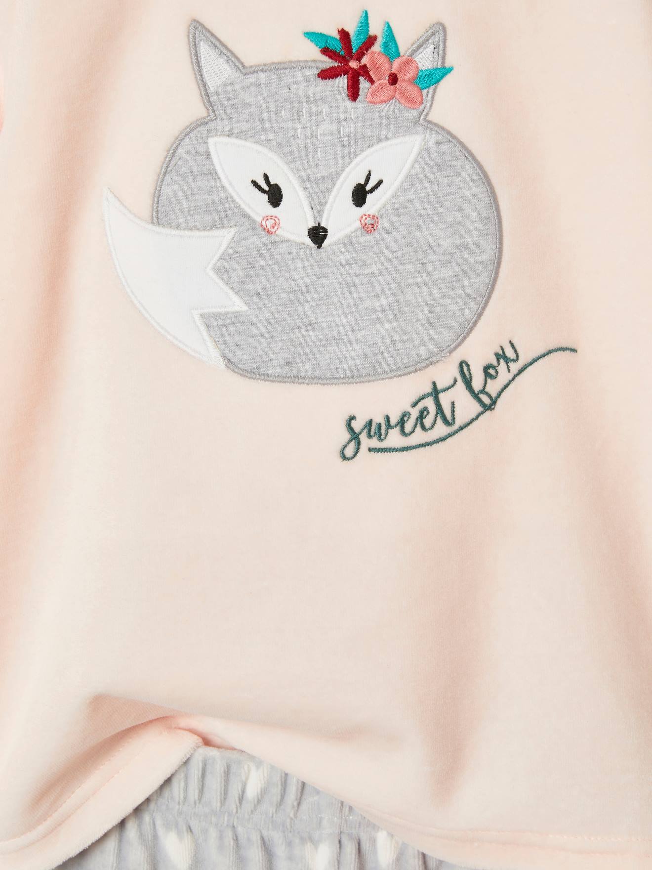 Pijama de veludo Fox para meninas, rosa claro liso com estampas.