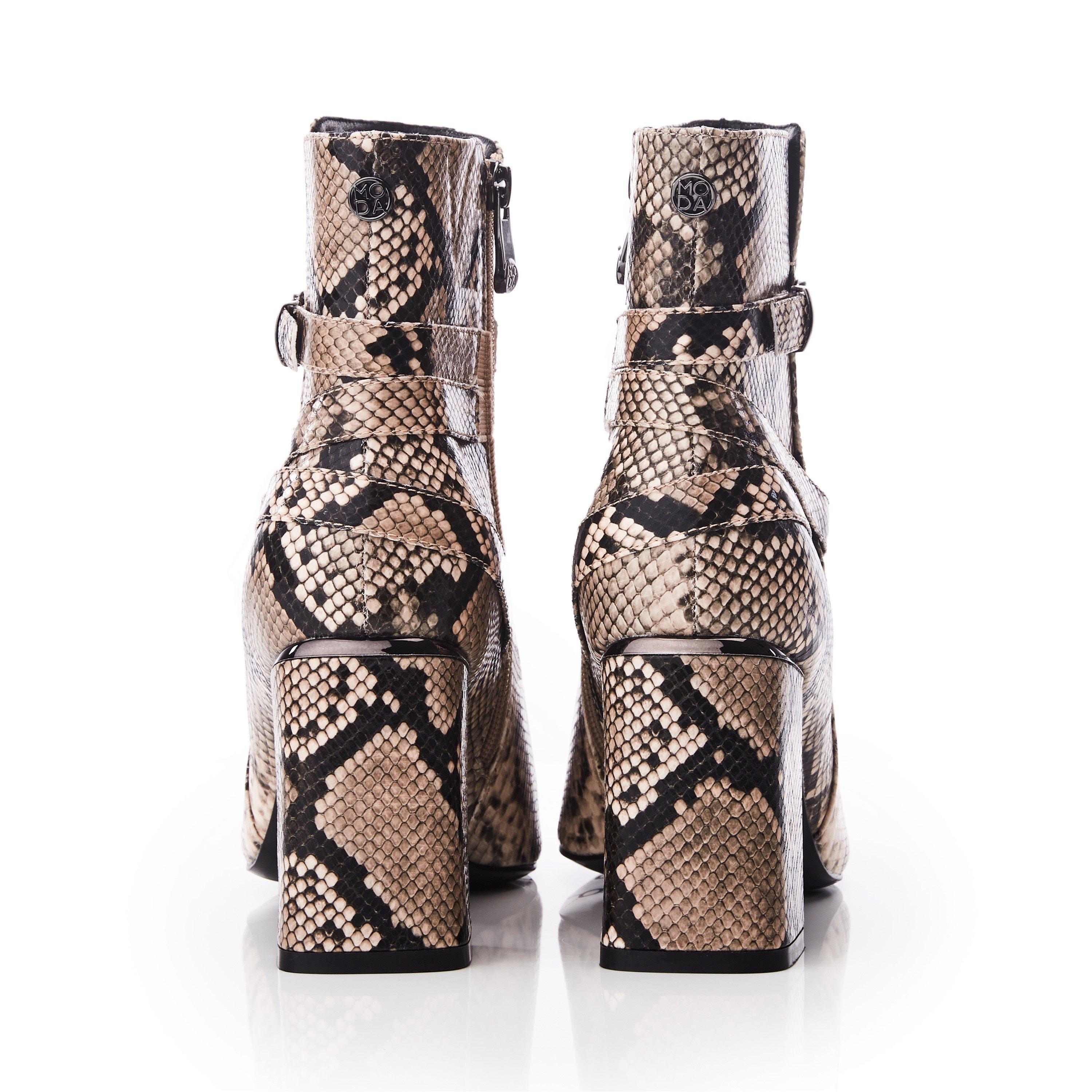 Moda in Pelle Kamina Boots