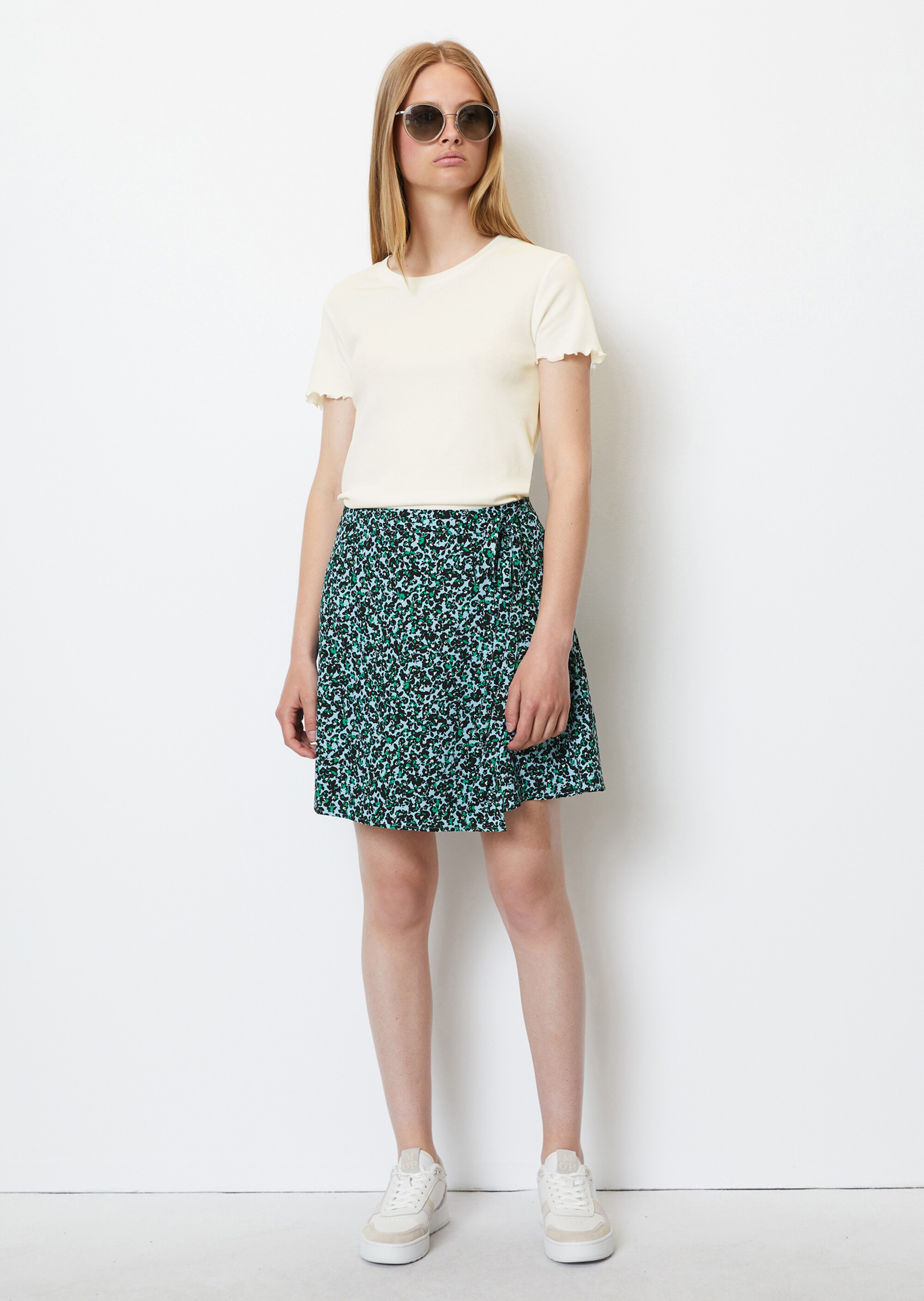 Ripp-T-Shirt mit gerüschtem Ärmelsaum aus Organic-Cotton-Stretch
