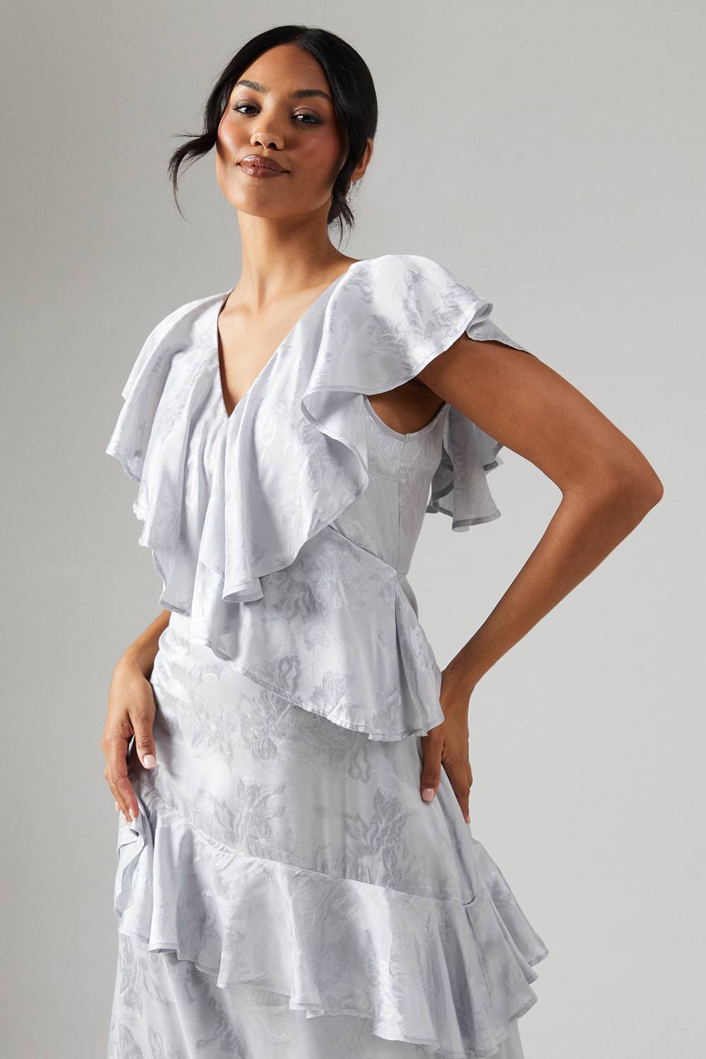 Coast Robe de Demoiselle d'Honneur en Satin Jacquard à Détails Volantés