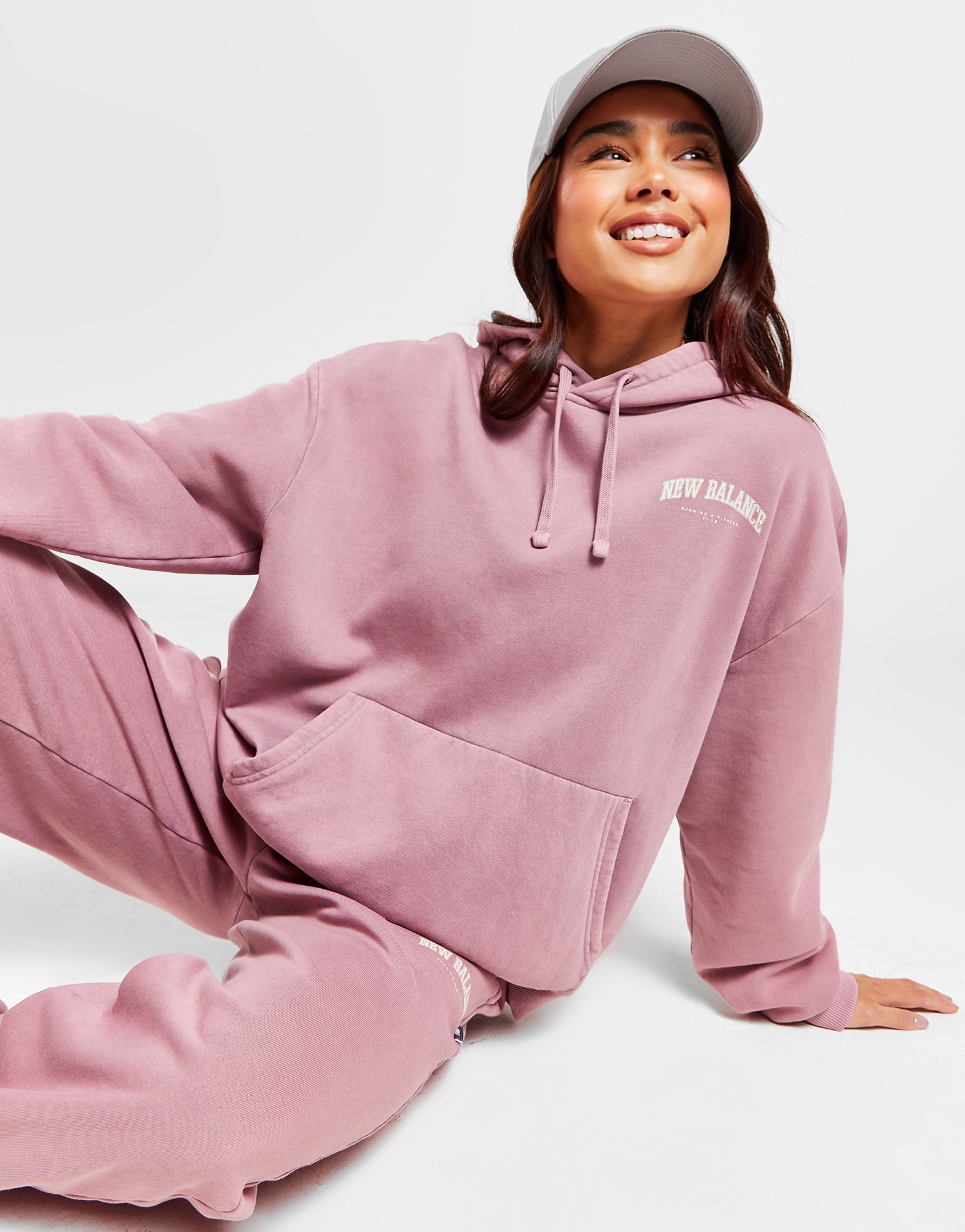 New Balance Sweat à Capuche Logo Délavé Femme