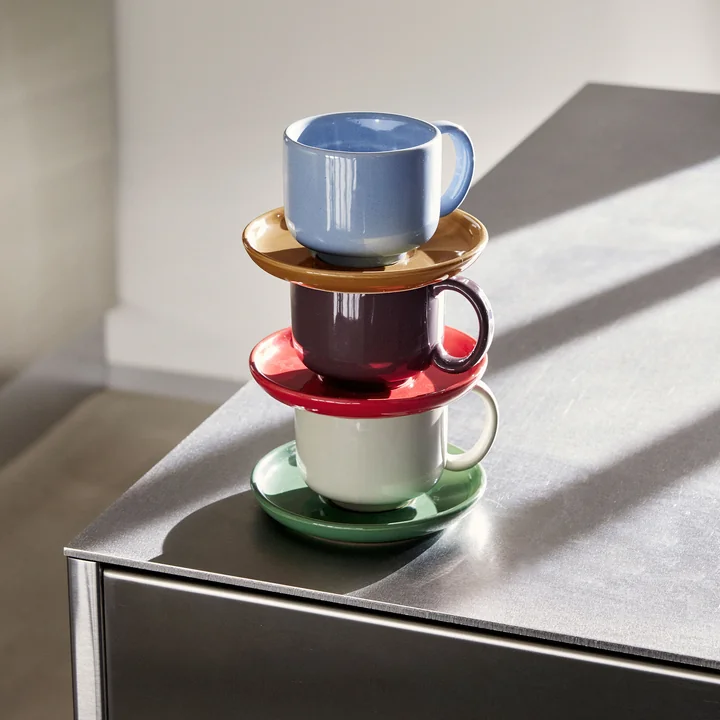 Hübsch Interior - Amare Tasse mit Untersetzer, sand / grün