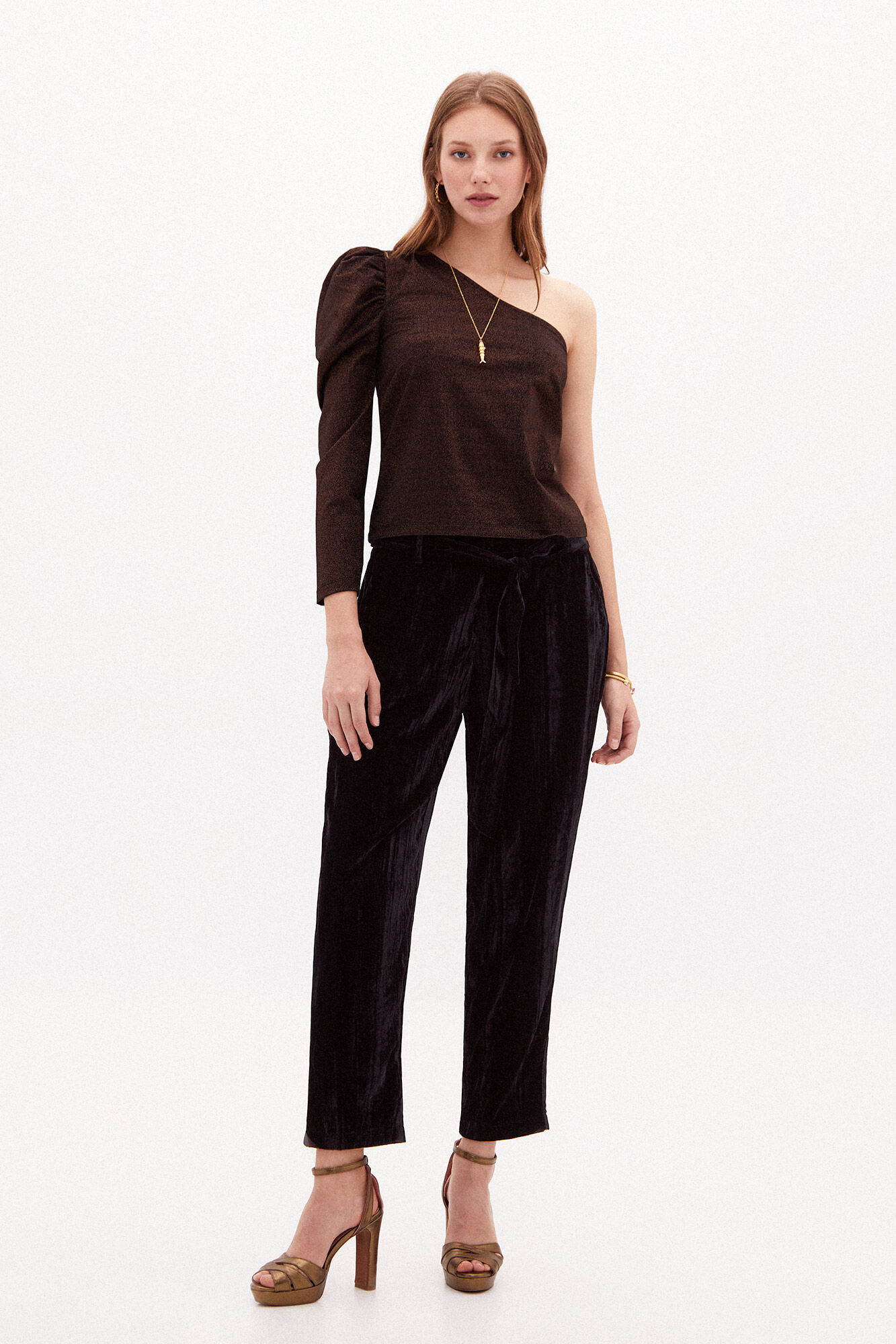 Camiseta assimétrica Joanne com lurex - Preta
