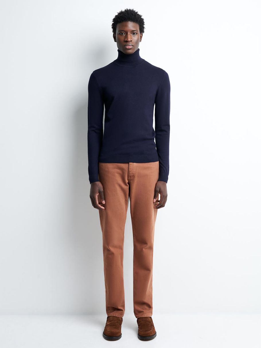Pull col roulé en viscose certifiée