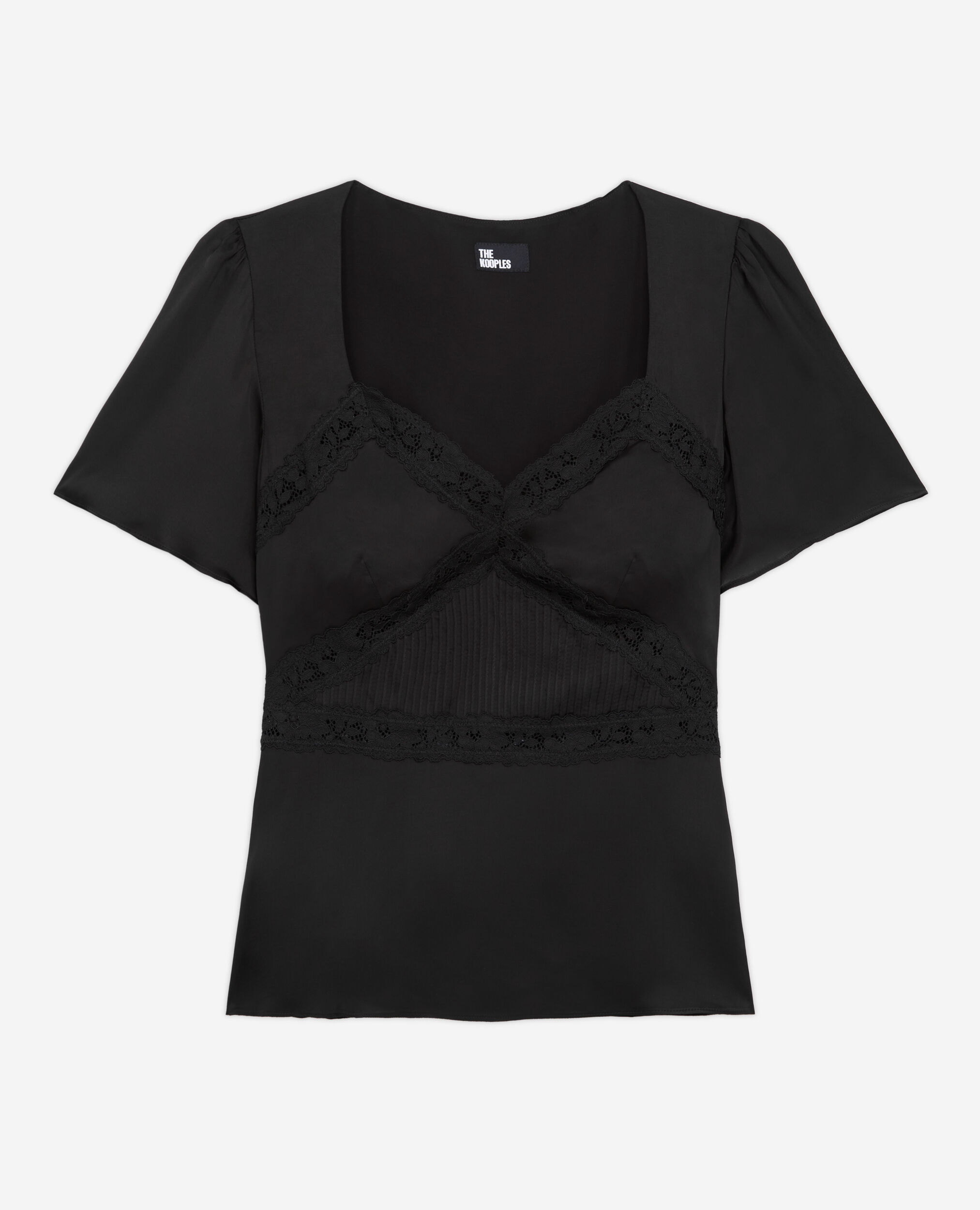 Top noir avec détails en dentelle