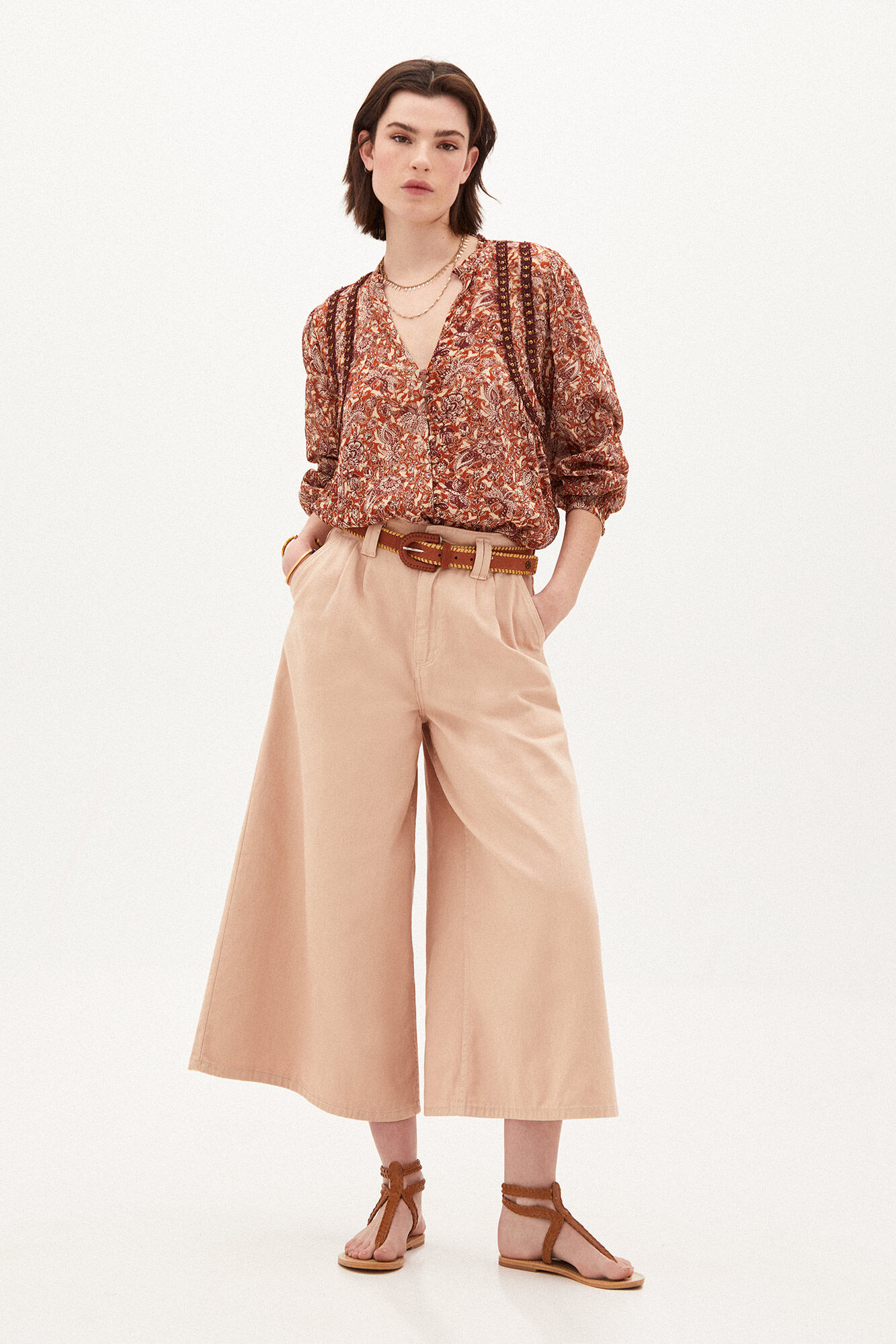 Camisa Carmen Flowy Estampada - Marrom