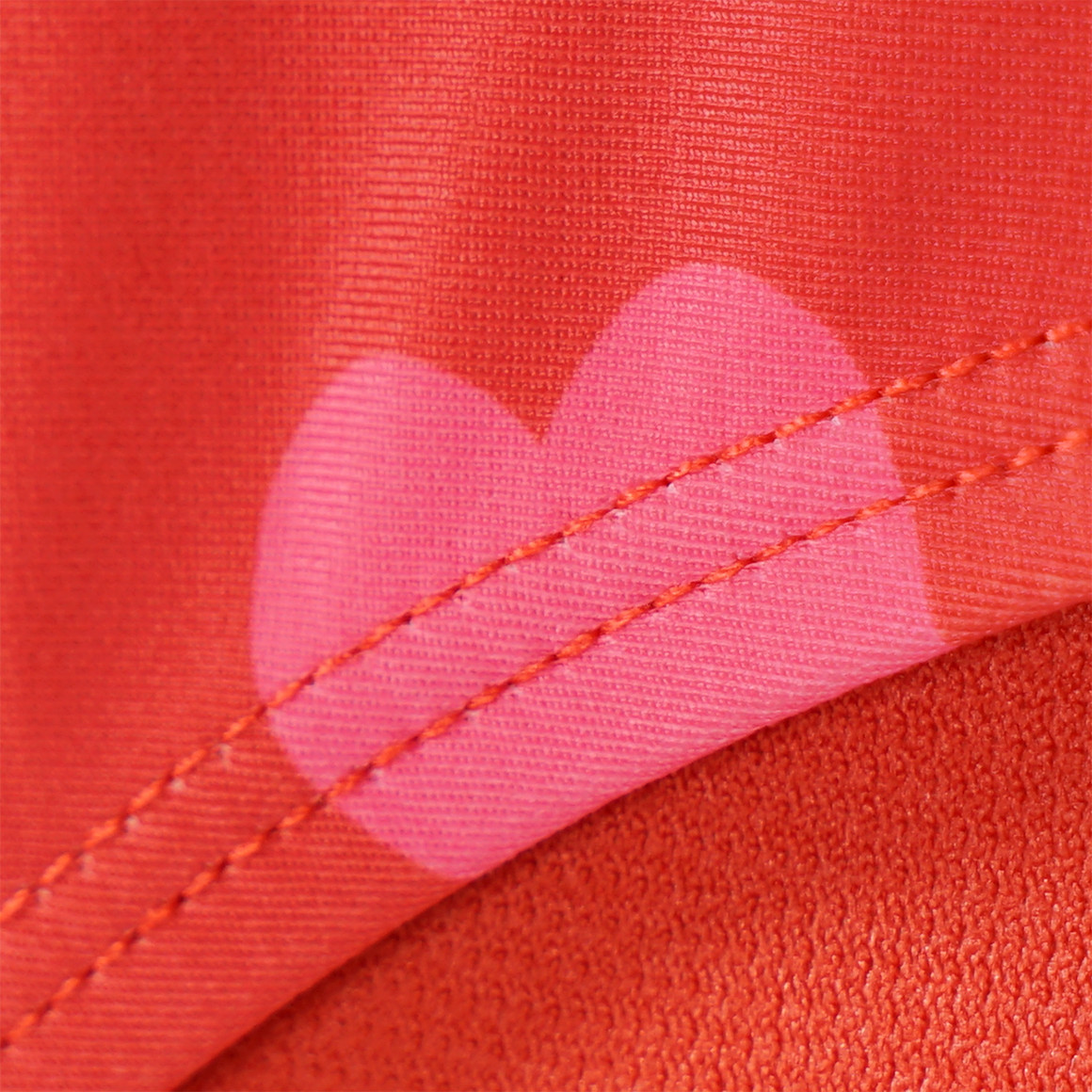 Famy Mädchen Badeanzug mit Herz-Allover rot