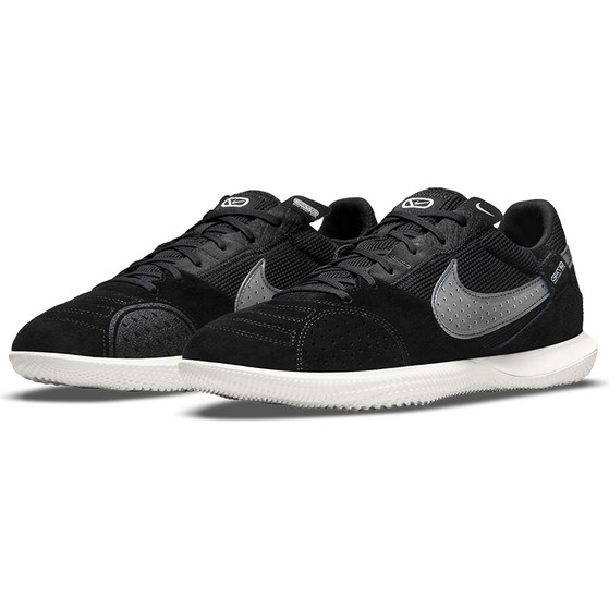 Nike Street Gato