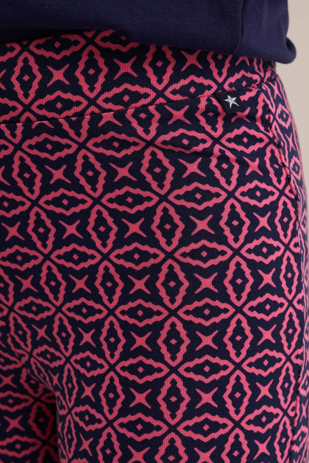 WE Fashion broek met all over print