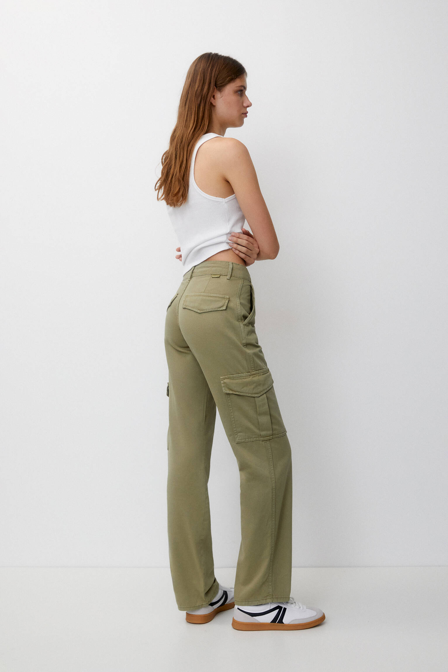 CALÇA CARGO DE CINTURA ALTA - CÁQUI
