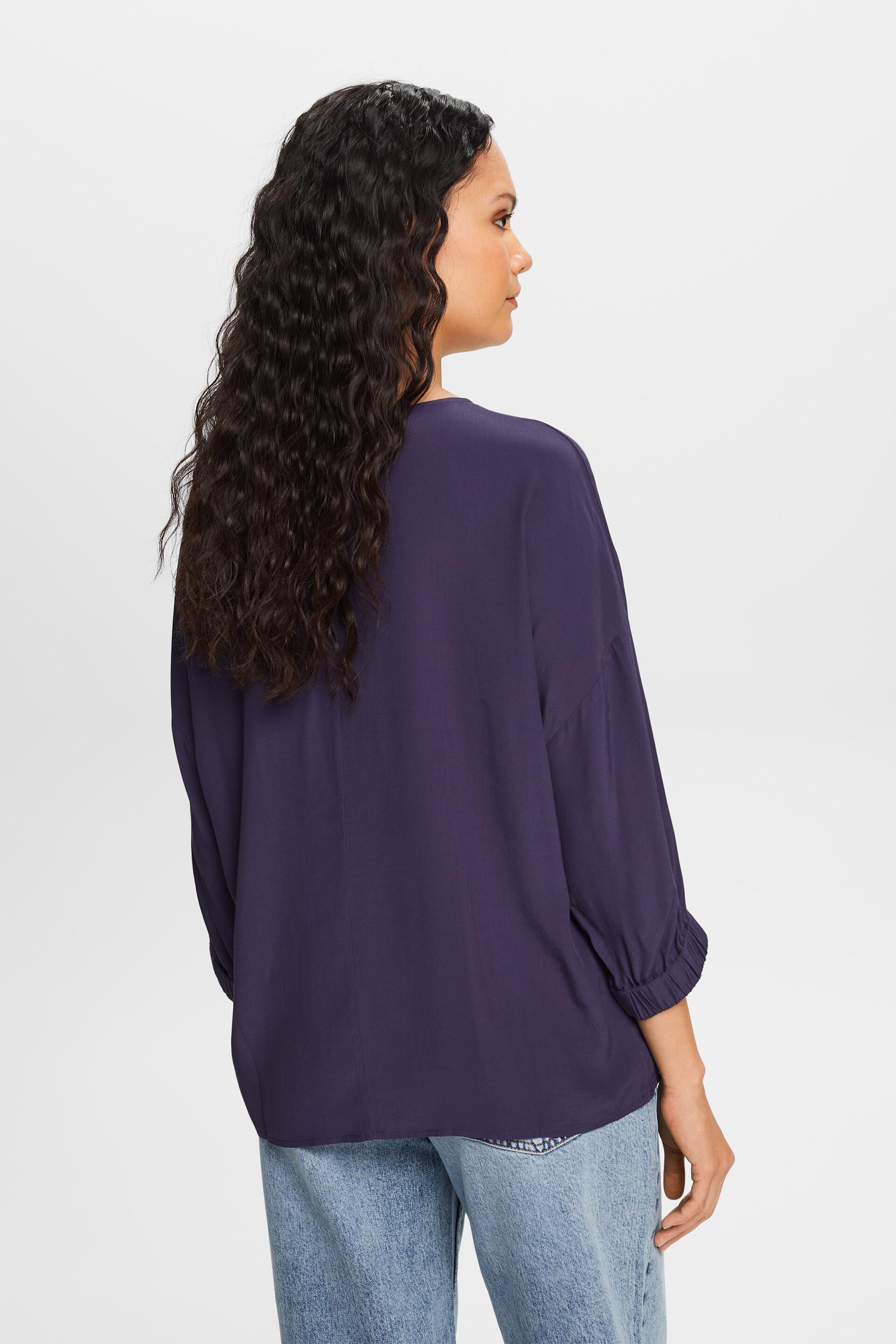Blouses woven
