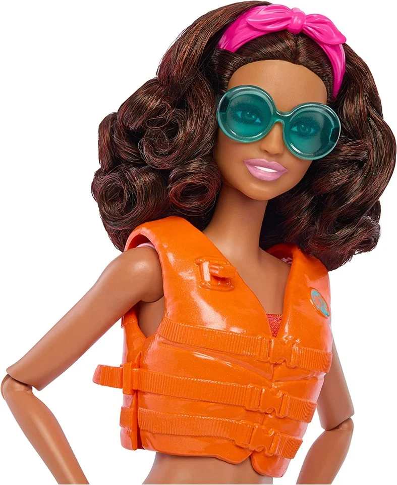 Barbie - Surfdukke og tilbehør (HPL69)