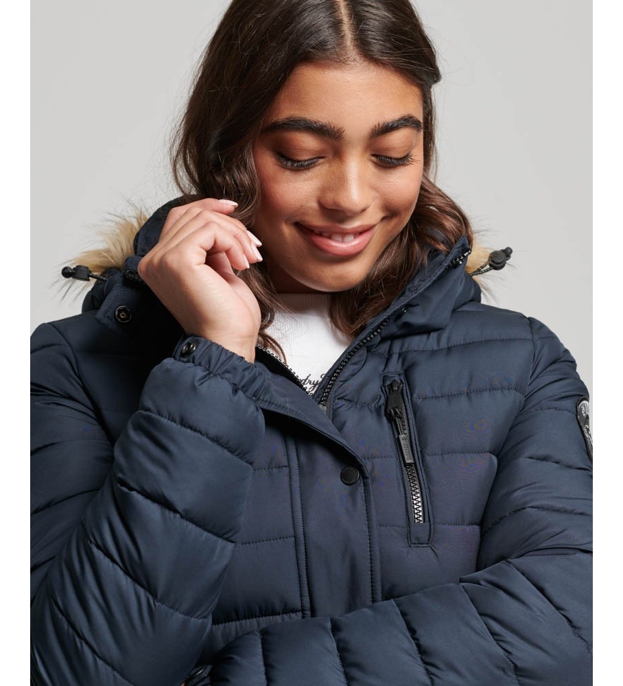 Casaco acolchoado com capuz Superdry Fuji de comprimento médio, azul marinho
