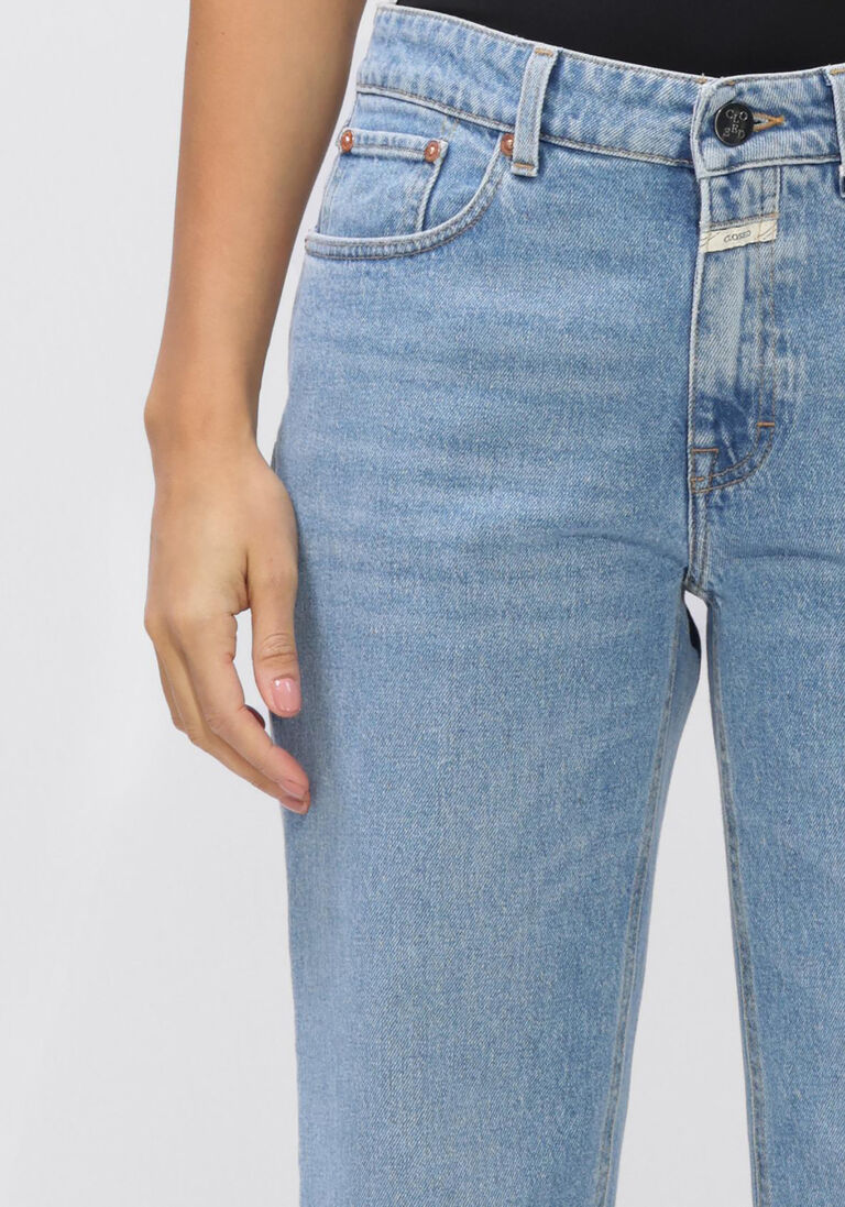 blauwe closed mom jeans milo 1