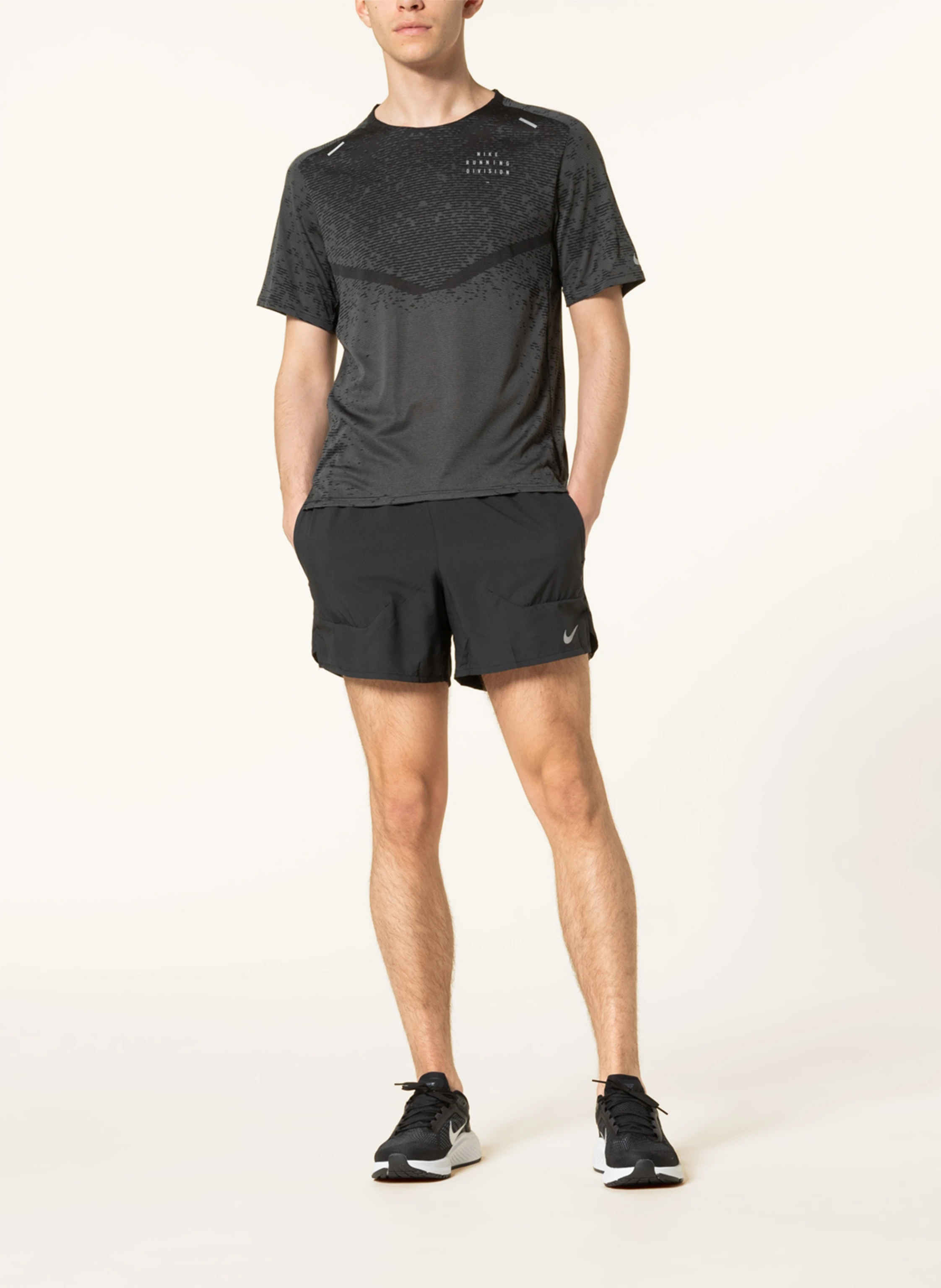 Nike Laufshorts DRI-FIT STRIDE