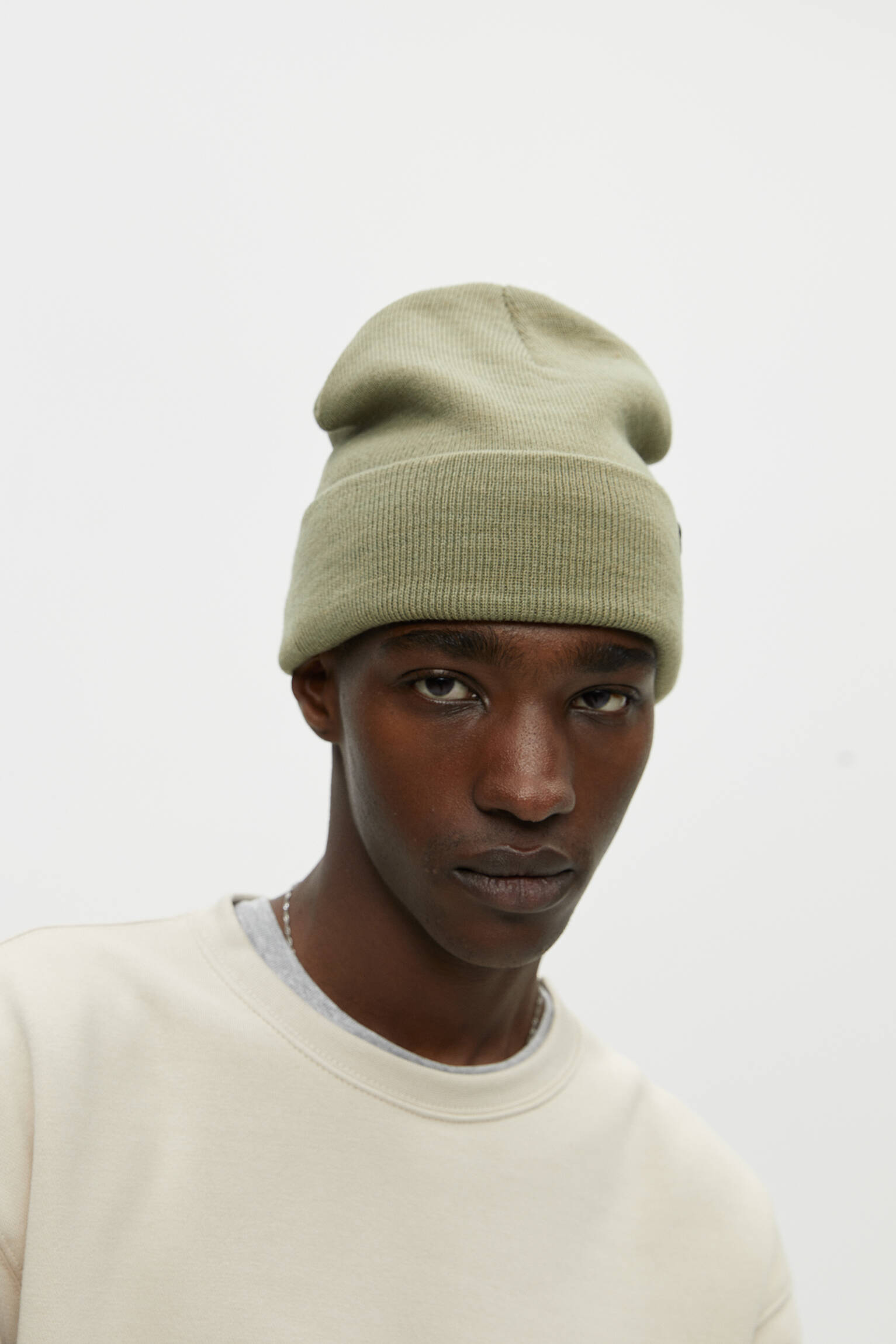 Gorro de tricô básico - verde água