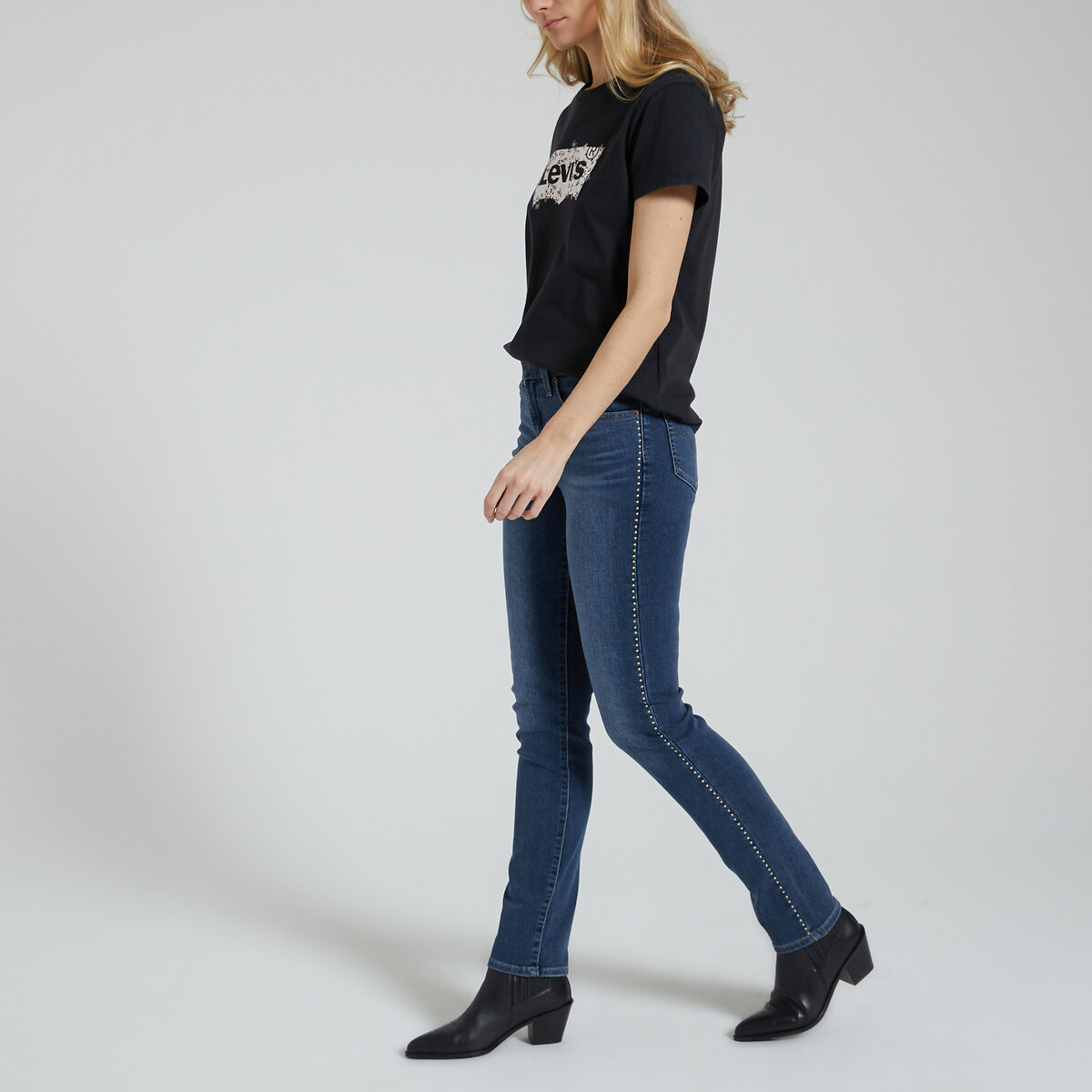 Calça jeans Levi's 724 de cintura alta e corte reto.