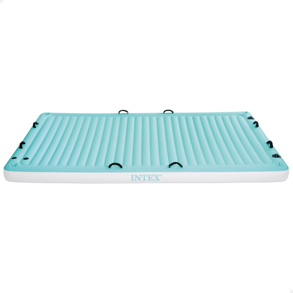 Cobertor inflável flutuante Intex com porta-copos e alças de apoio.