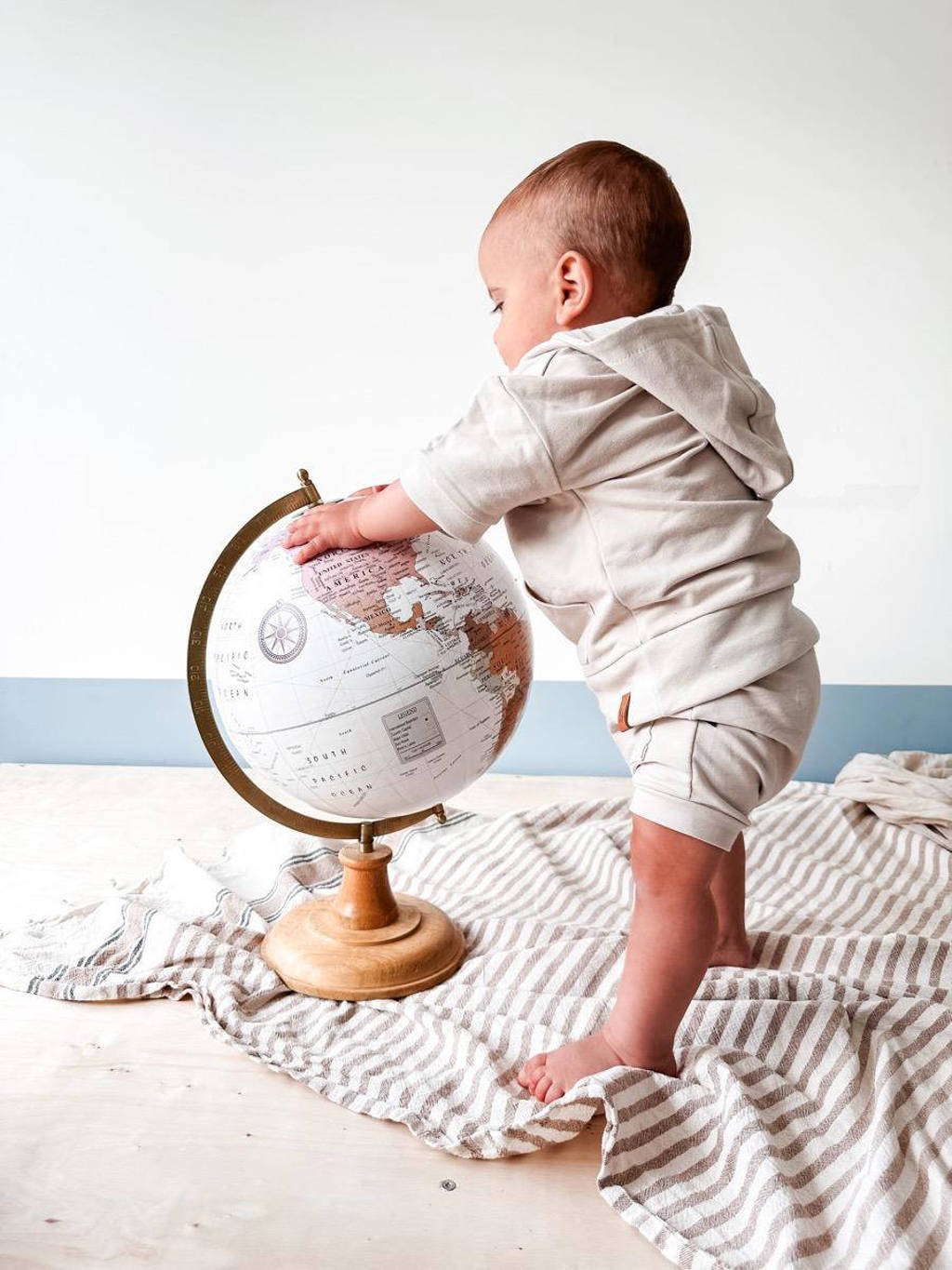 Babystyling hoodie met korte mouwen beige