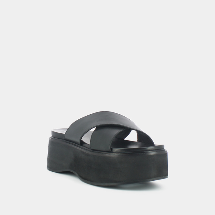 Mules à brides croisées et plateformes  en cuir noir
