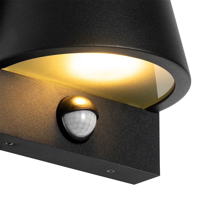Buiten wandlamp zwart IP44 met bewegingsmelder - Femke
